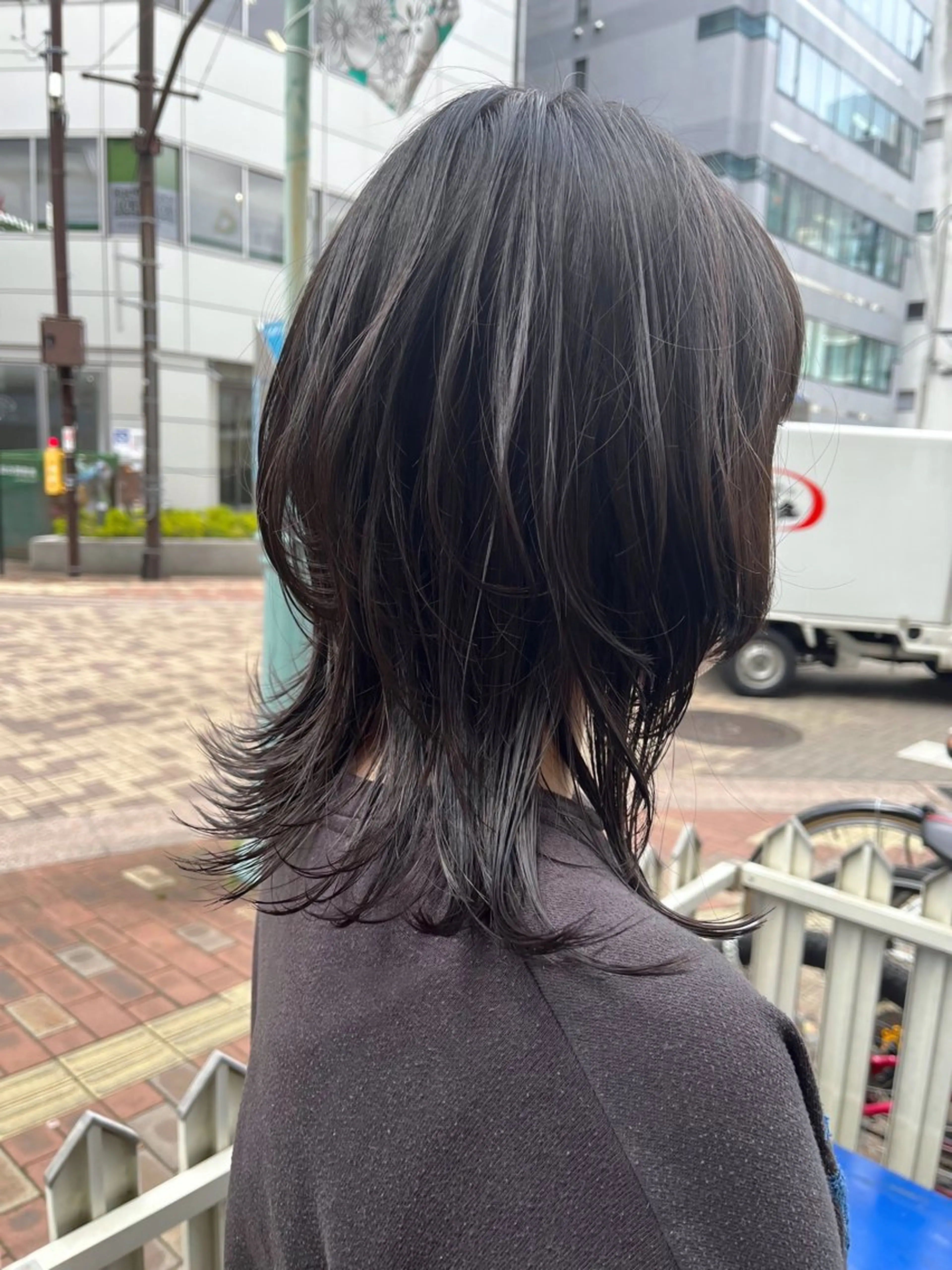 ミディアム ヘアカラー トリートメント 尾崎隼大 レイヤー/ウルフのヘアスタイル