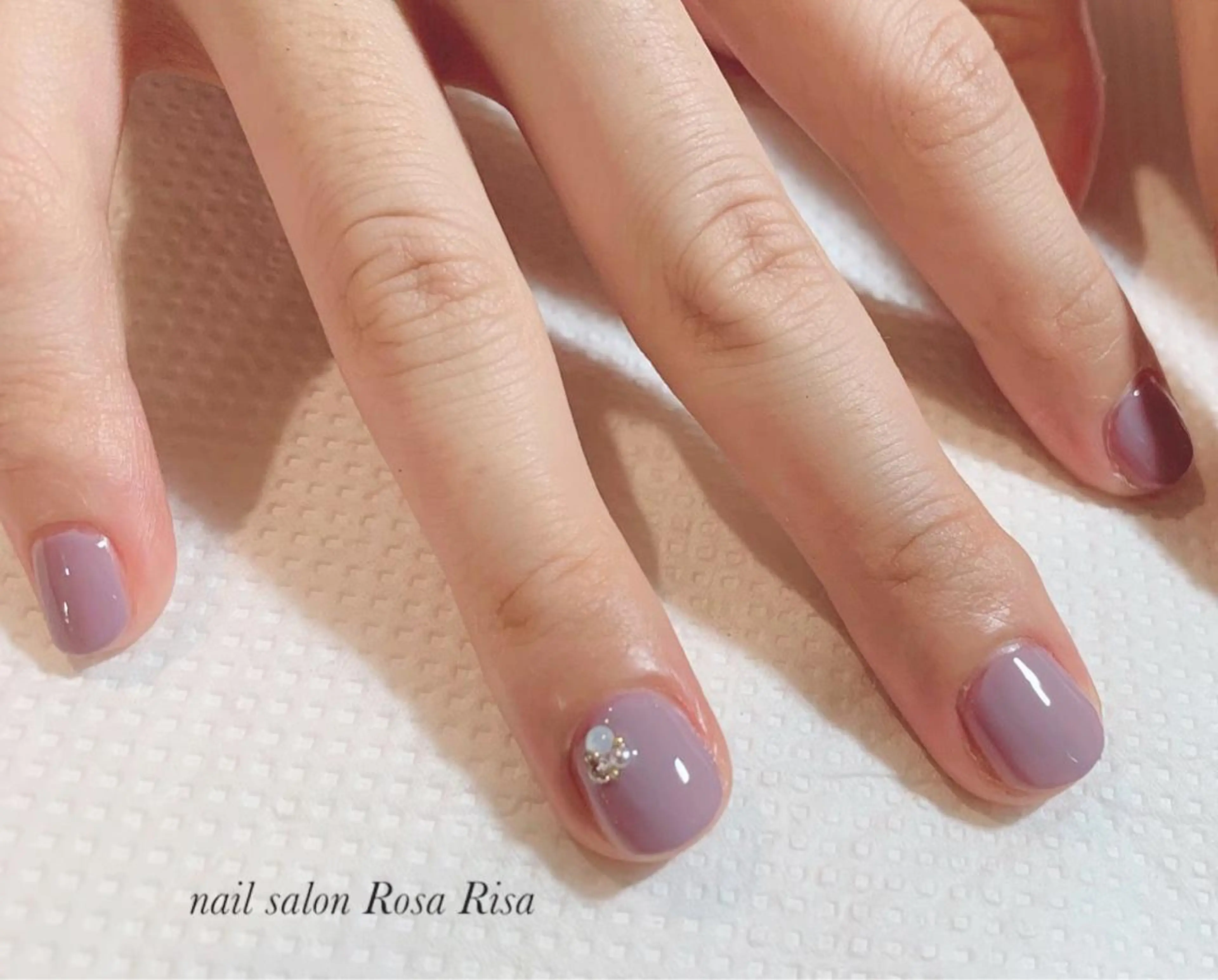 ショート ネイル ネイルスタジオ シェイクユアハンズのネイルデザイン