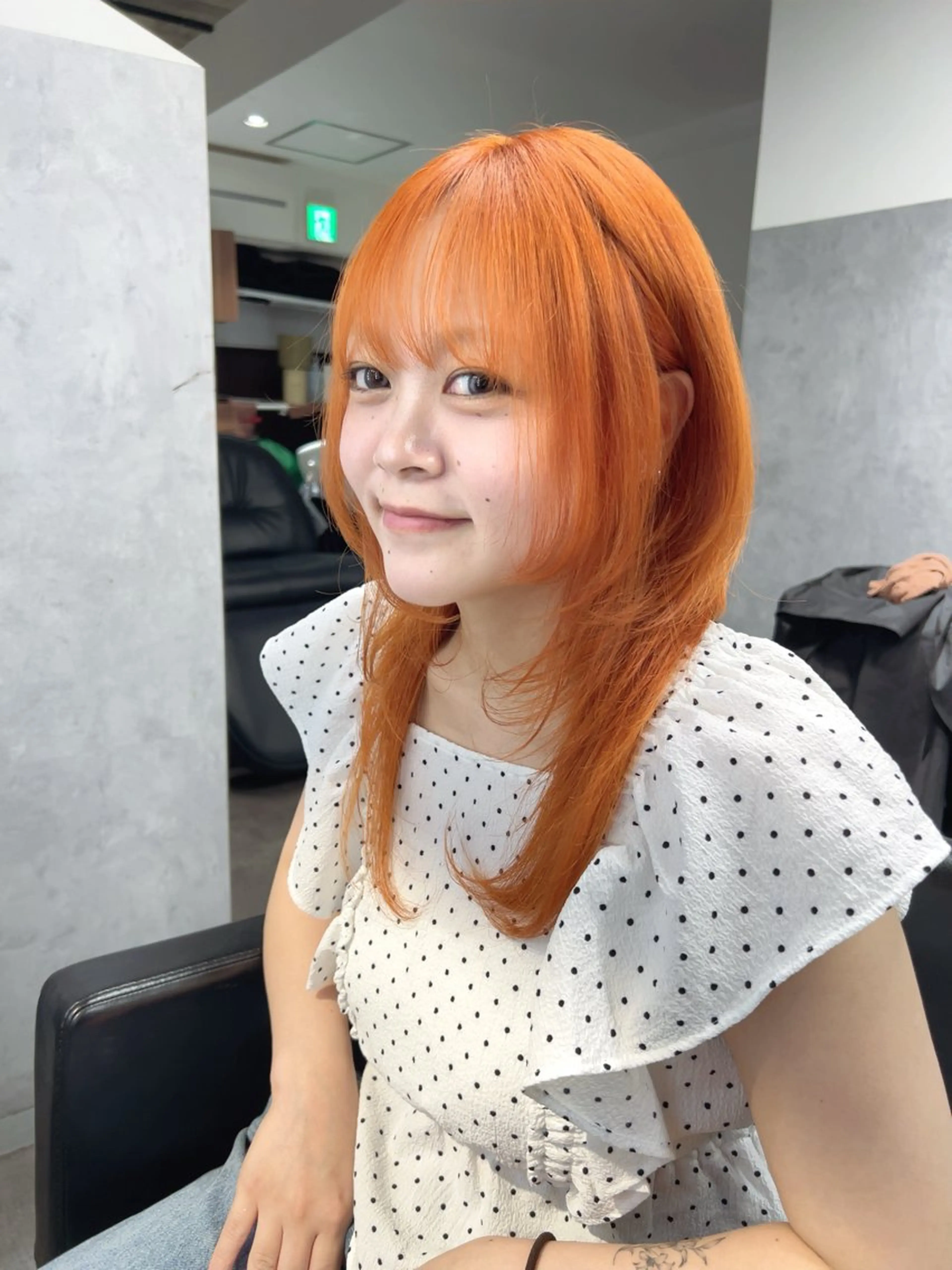 セミロング カラー オレンジ ハイレイヤー レイヤーカット 透明感/レイヤー 🇰🇷tomonaのヘアスタイル