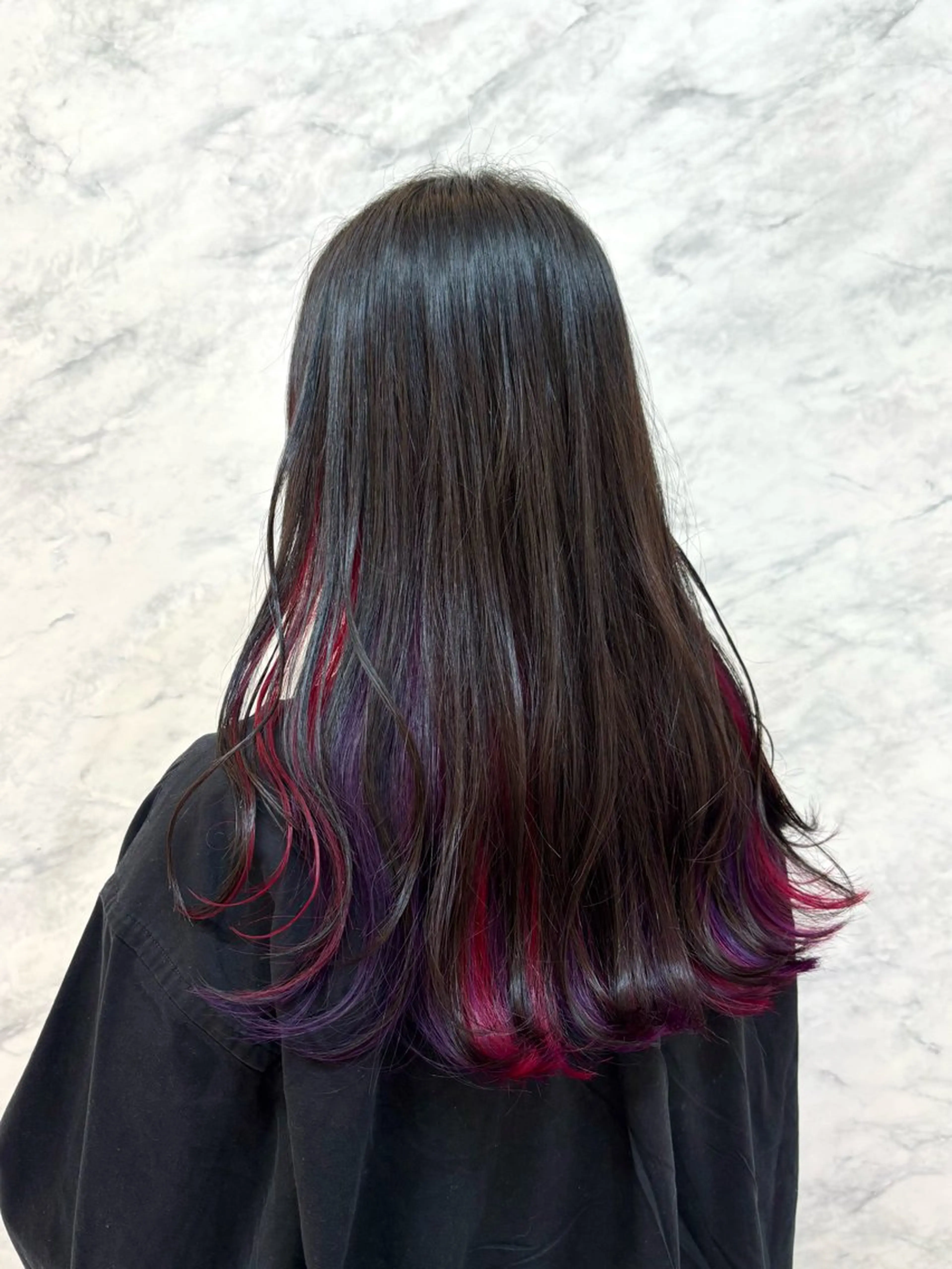 ロング 伊丹 晴香のヘアスタイル