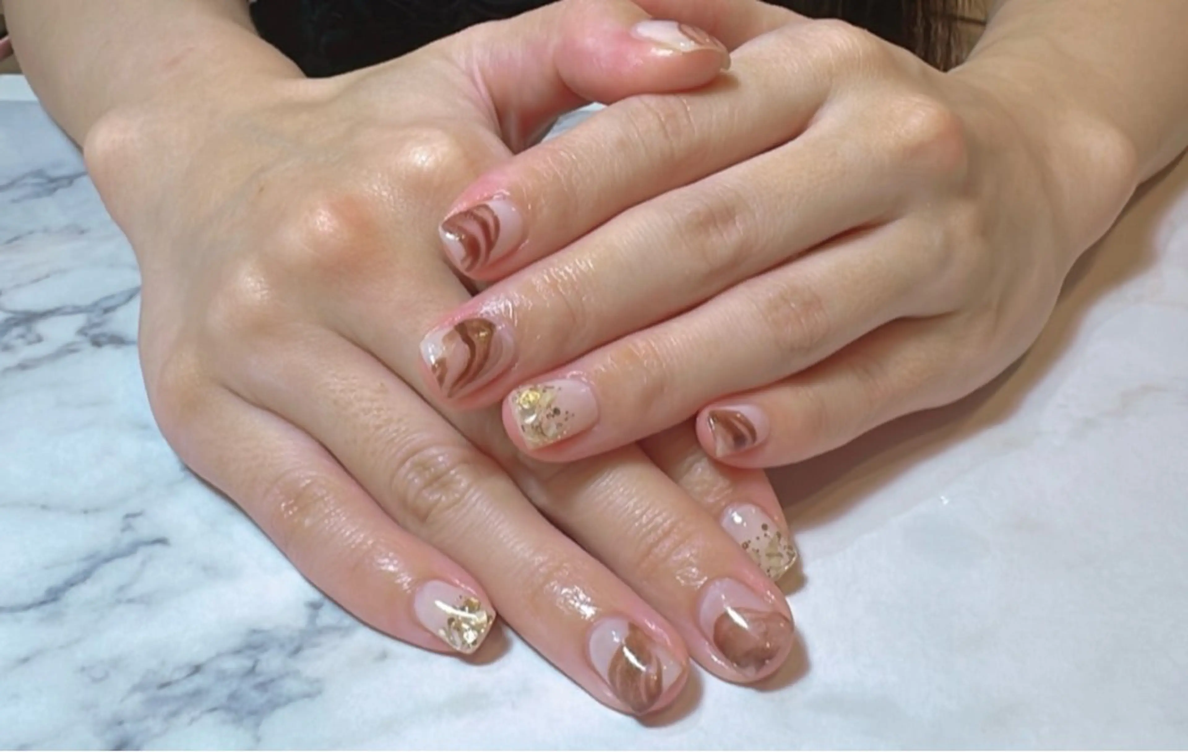 ネイル アートネイル キラキラネイル マグネットネイル nail salon RE所属・nail salon REのネイルデザイン