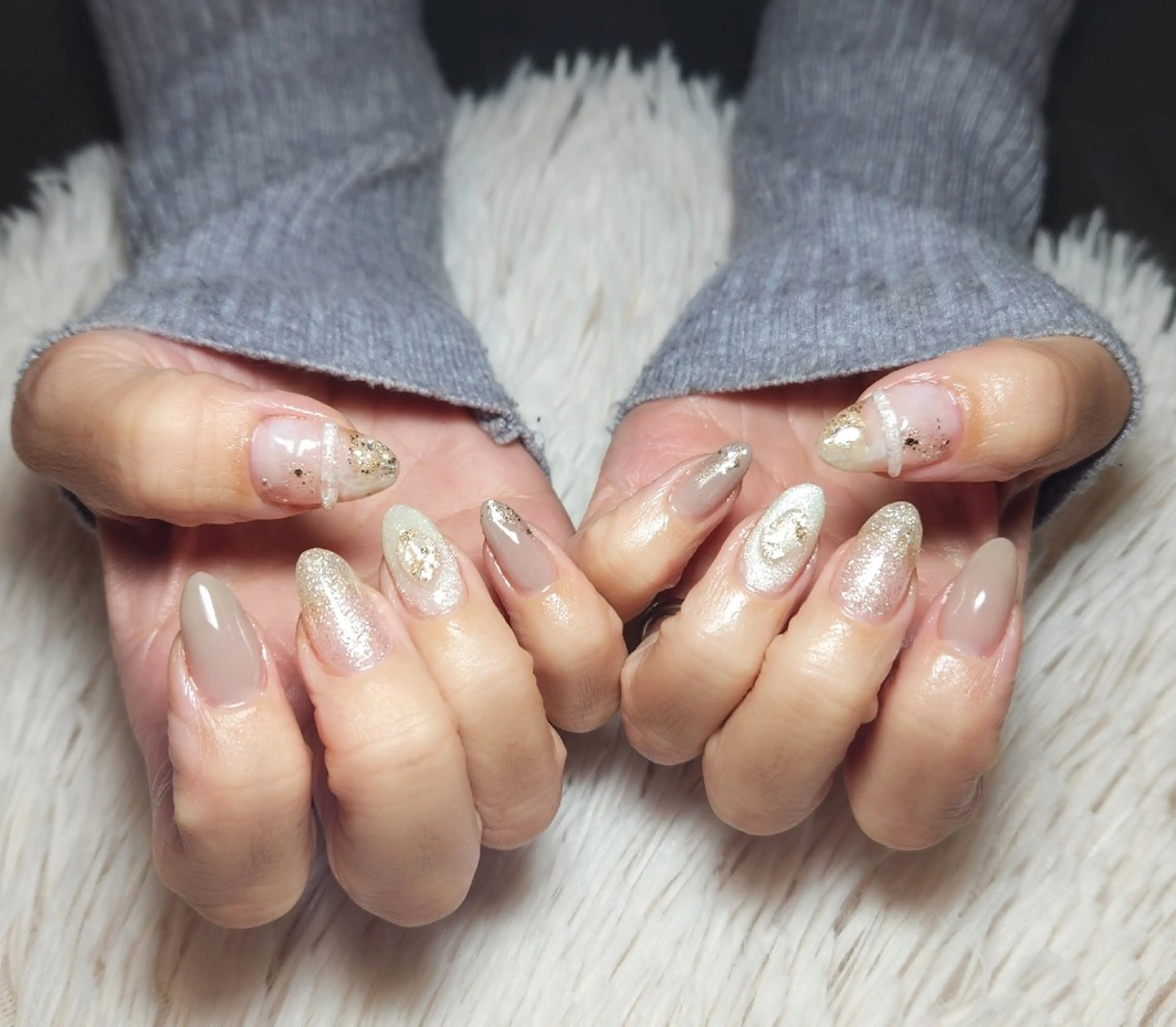 ネイル キラキラネイル マグネットネイル ニュアンスネイル 冬ネイル クリスマス   BENNIEのネイルデザイン