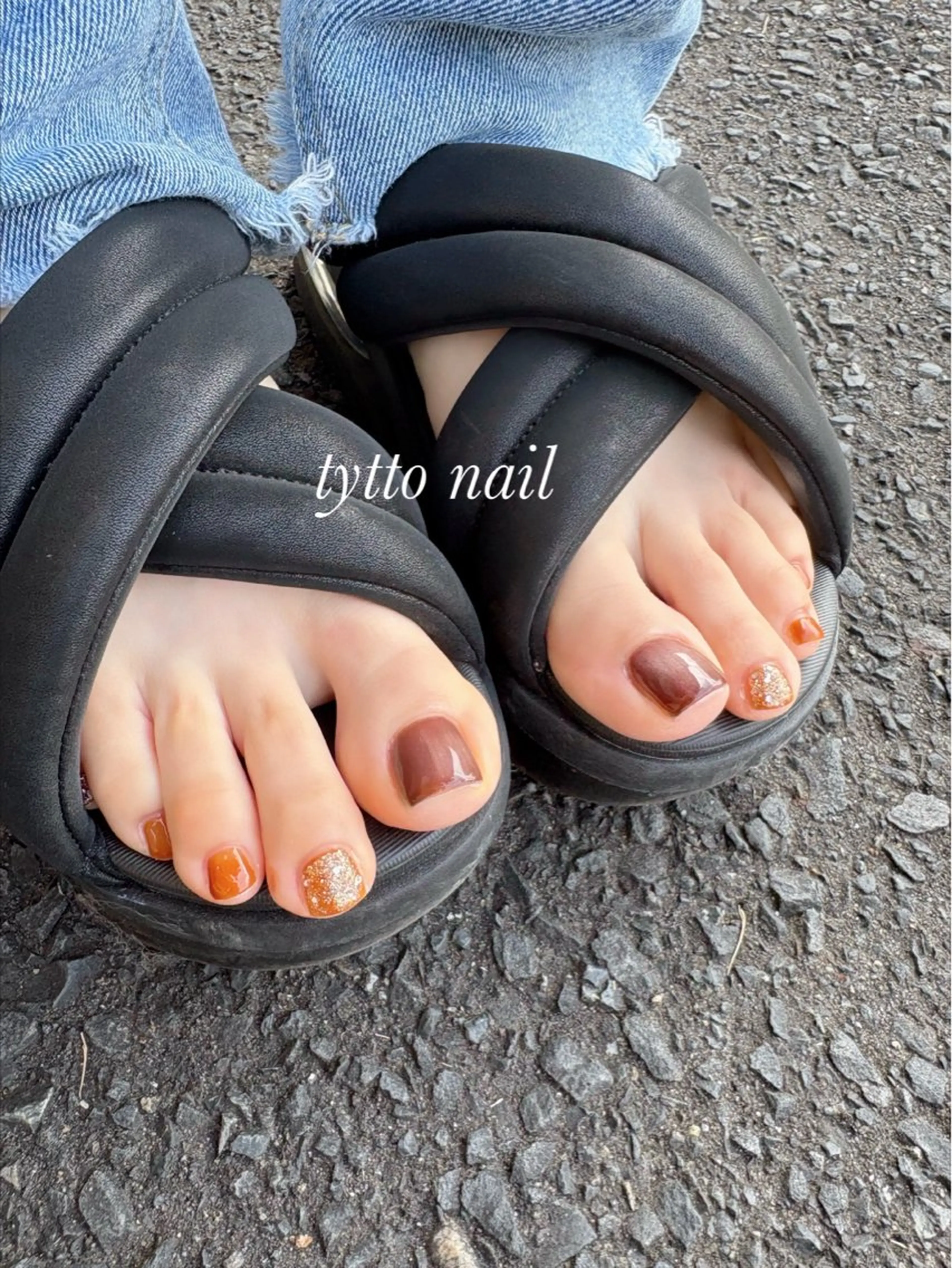 ネイル ブラウン フラッシュネイル キラキラネイル ラメ(グリッター) ワンカラーネイル tytto nail ❤︎‪‪eri‪‪のネイルデザイン