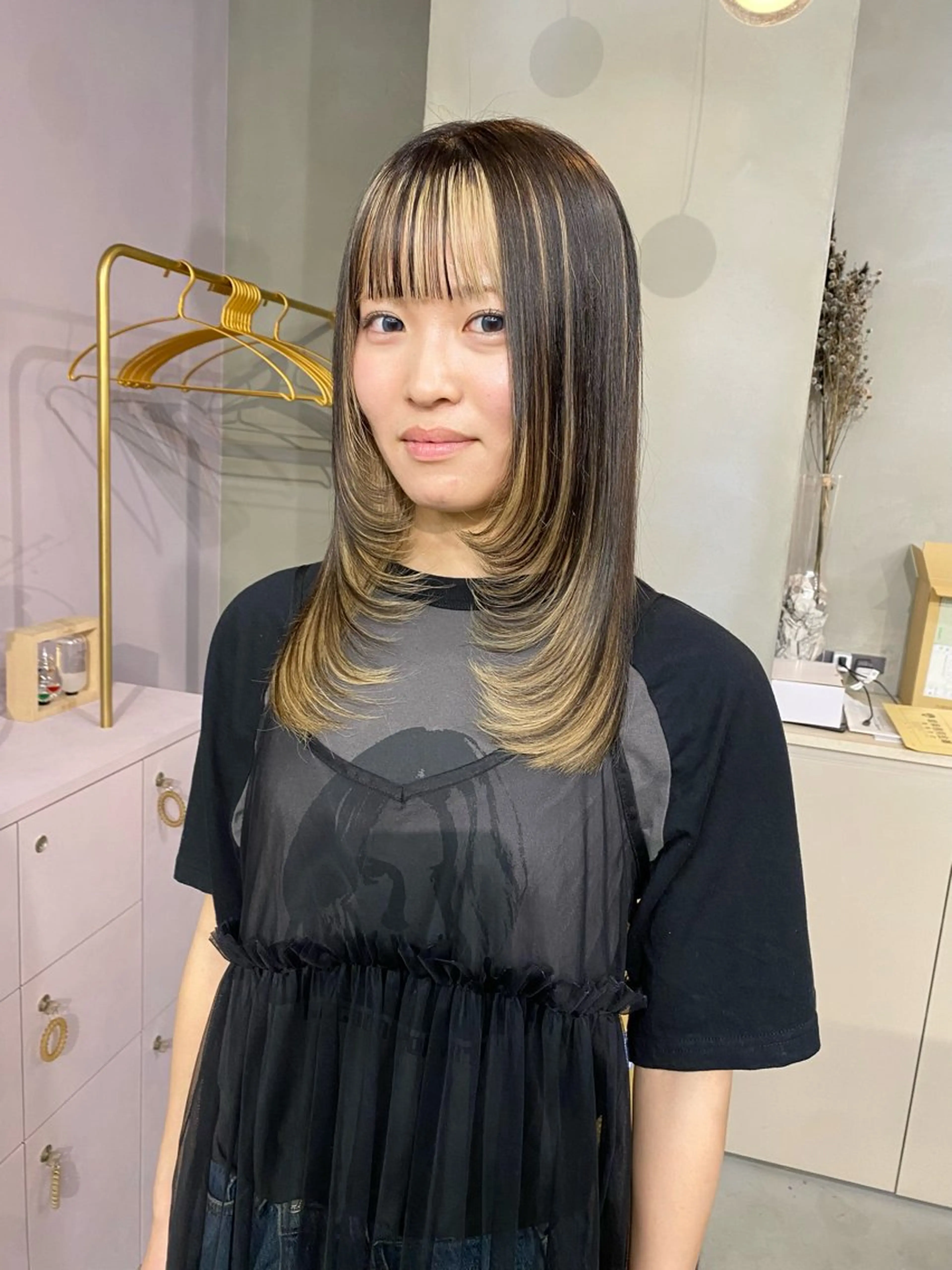 セミロング カラー ヘアカラー 前橋 姫奈のヘアスタイル