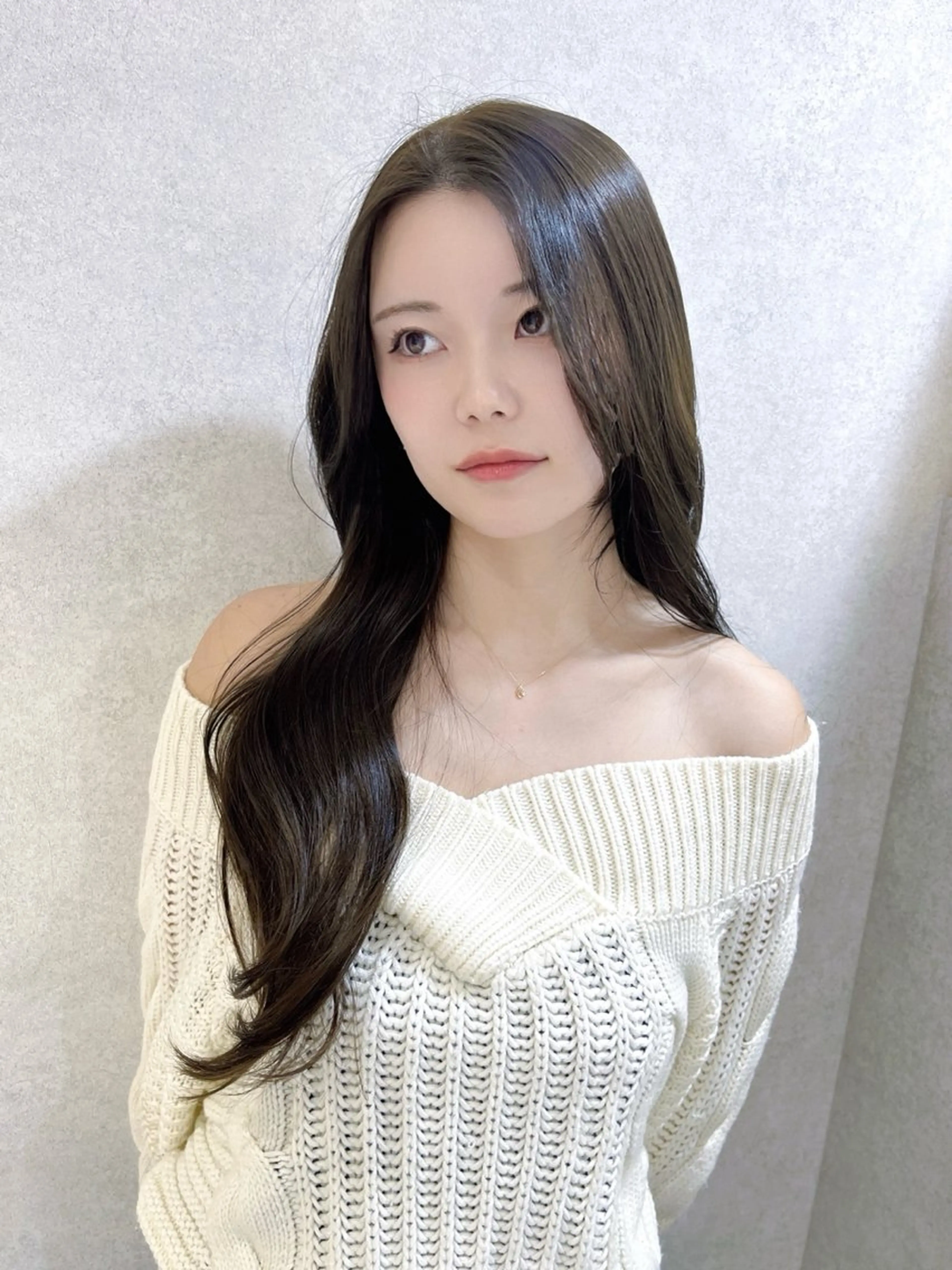 ロング カラー 透明感カラー／韓国 レイヤーmomokaのヘアスタイル