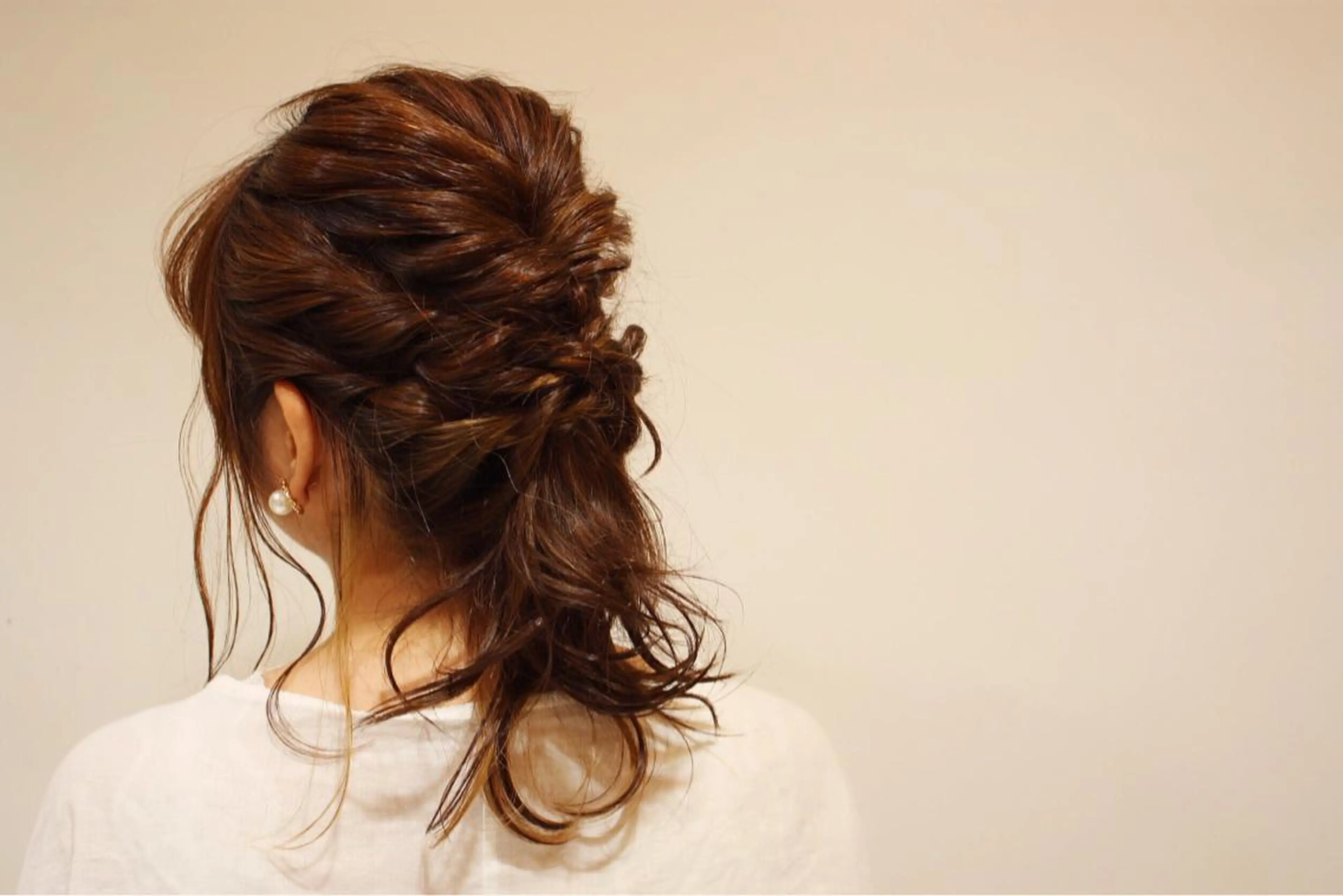 ヘアアレンジ おくれ毛 ヘアセット 菊池 栄里奈のヘアスタイル