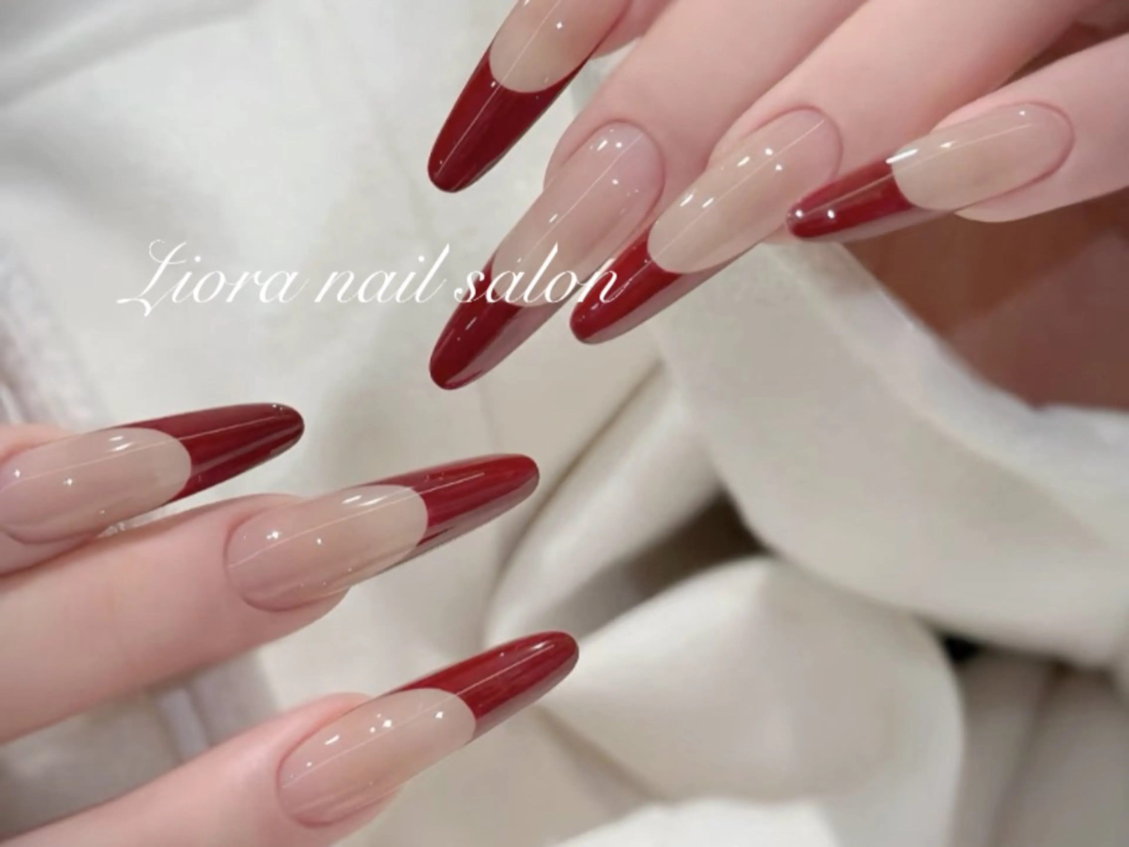 ネイル フレンチネイル ジェルネイル ガーリー グラデーション キラキラネイル ハンドネイル Liora nail スカルプ専門店のネイルデザイン
