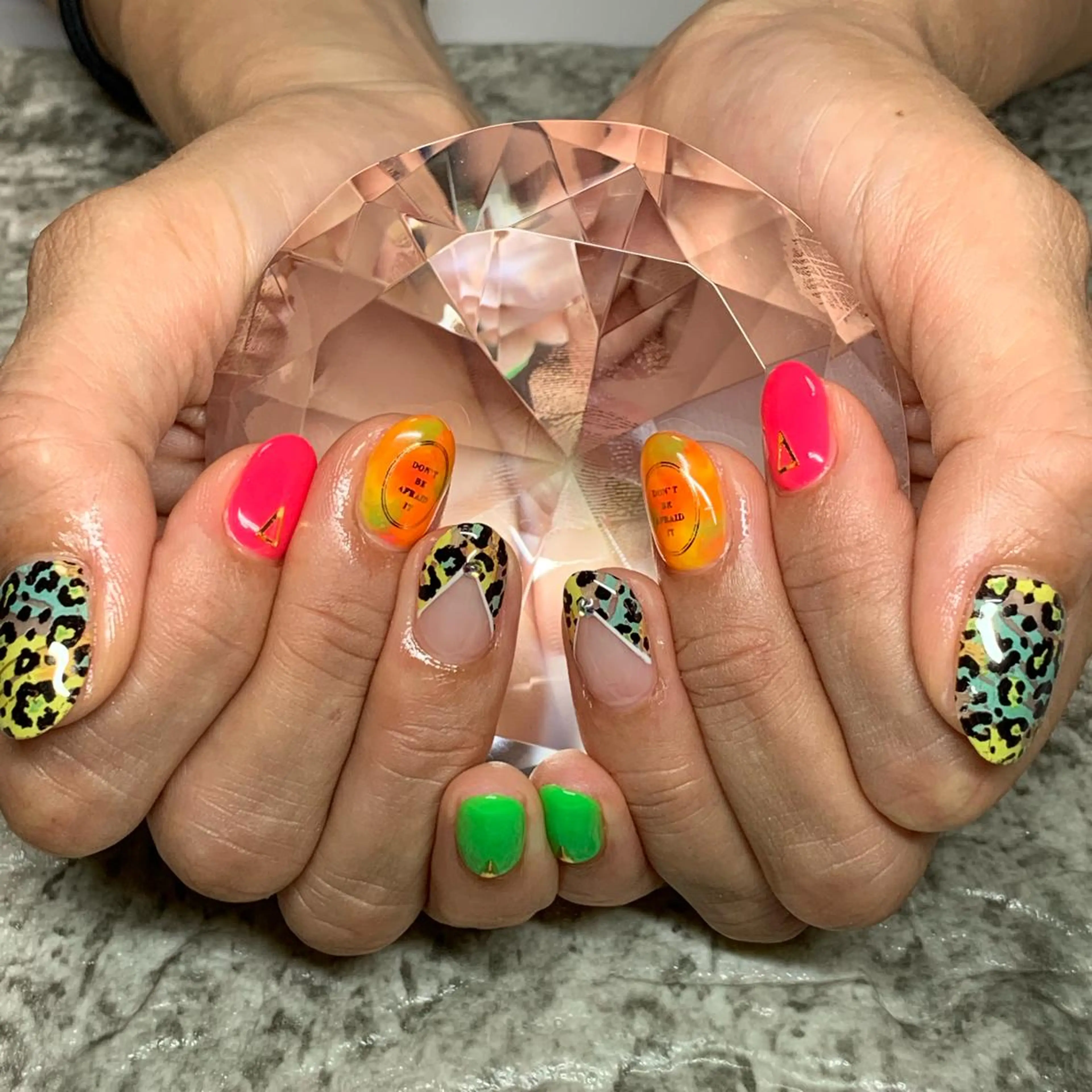 ネイル RuxuryNail ／RiAnnaのネイルデザイン