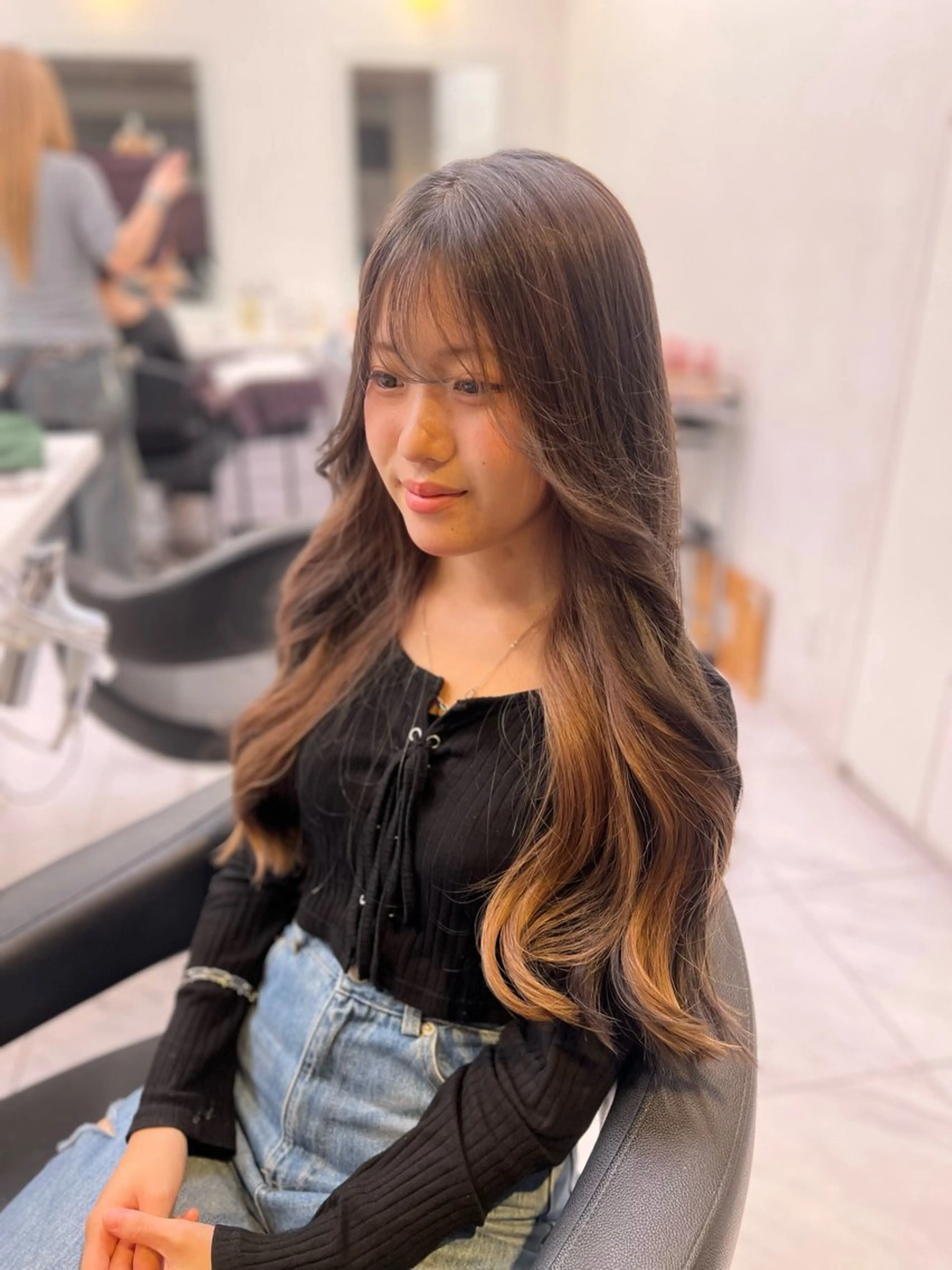 ロング カラー ヘアアレンジ カット ヘアカラー トリートメント ヘッドスパ ヘアセット 透明感×韓流ハイ トーン🫧RYUTAのヘアスタイル