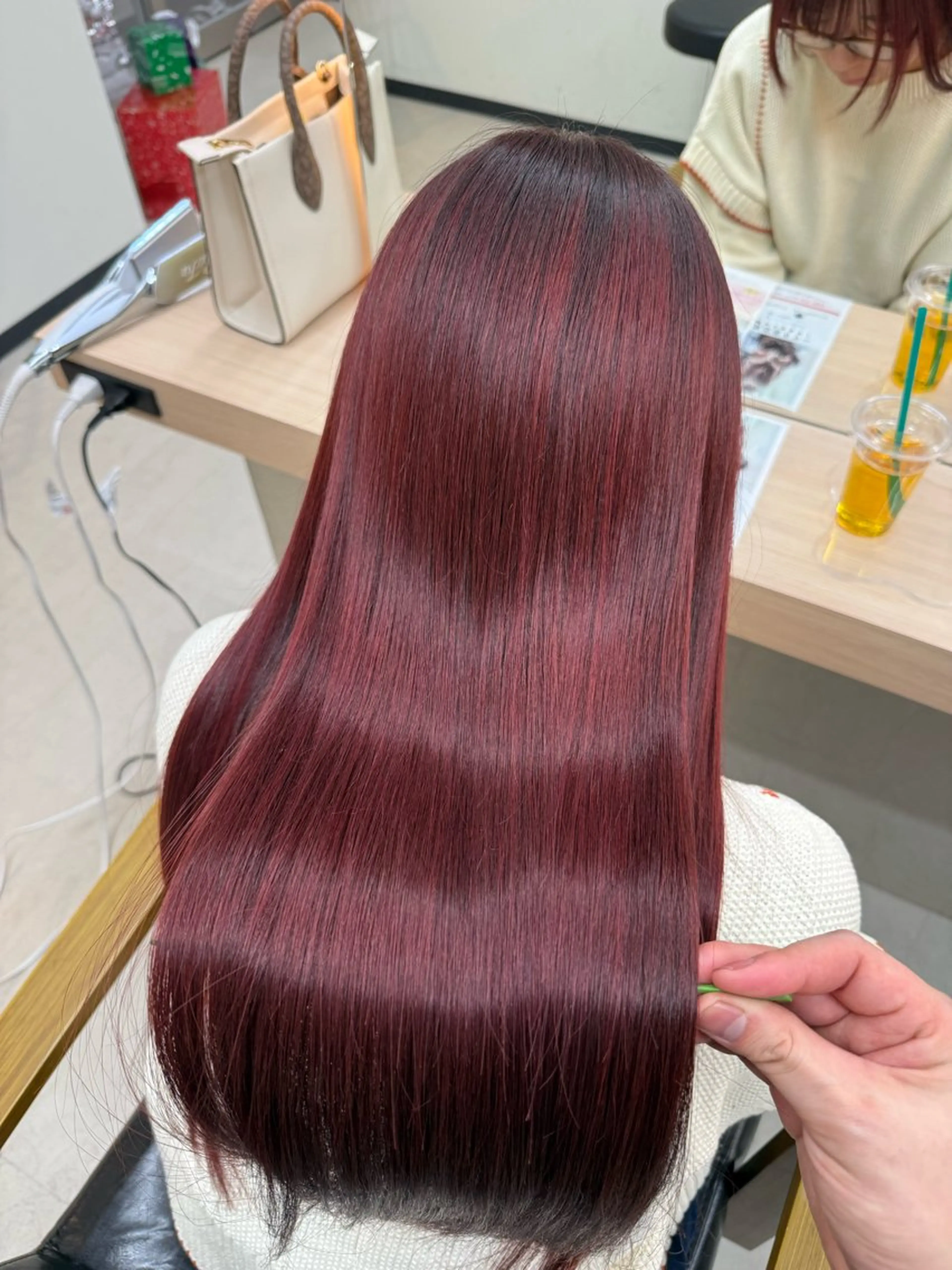 ロング カラー カット ヘアカラー トリートメント 𝐑𝐲𝐮𝐤𝐢 【店長】ALEAPのヘアスタイル