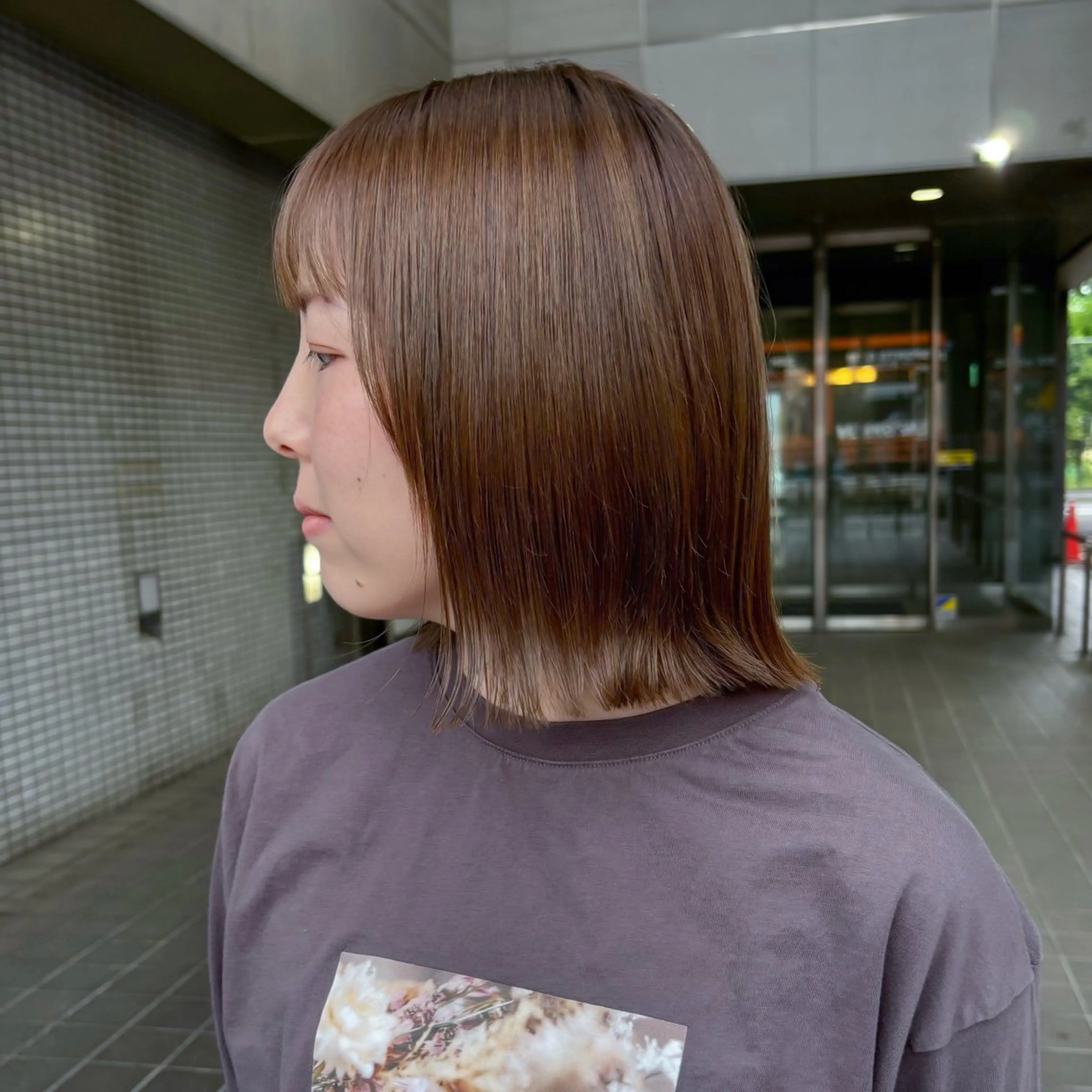 ミディアム カラー ベージュカラー オレンジ ボブ カット ヘアカラー レイヤー /艶髪美髪 /マナミのヘアスタイル