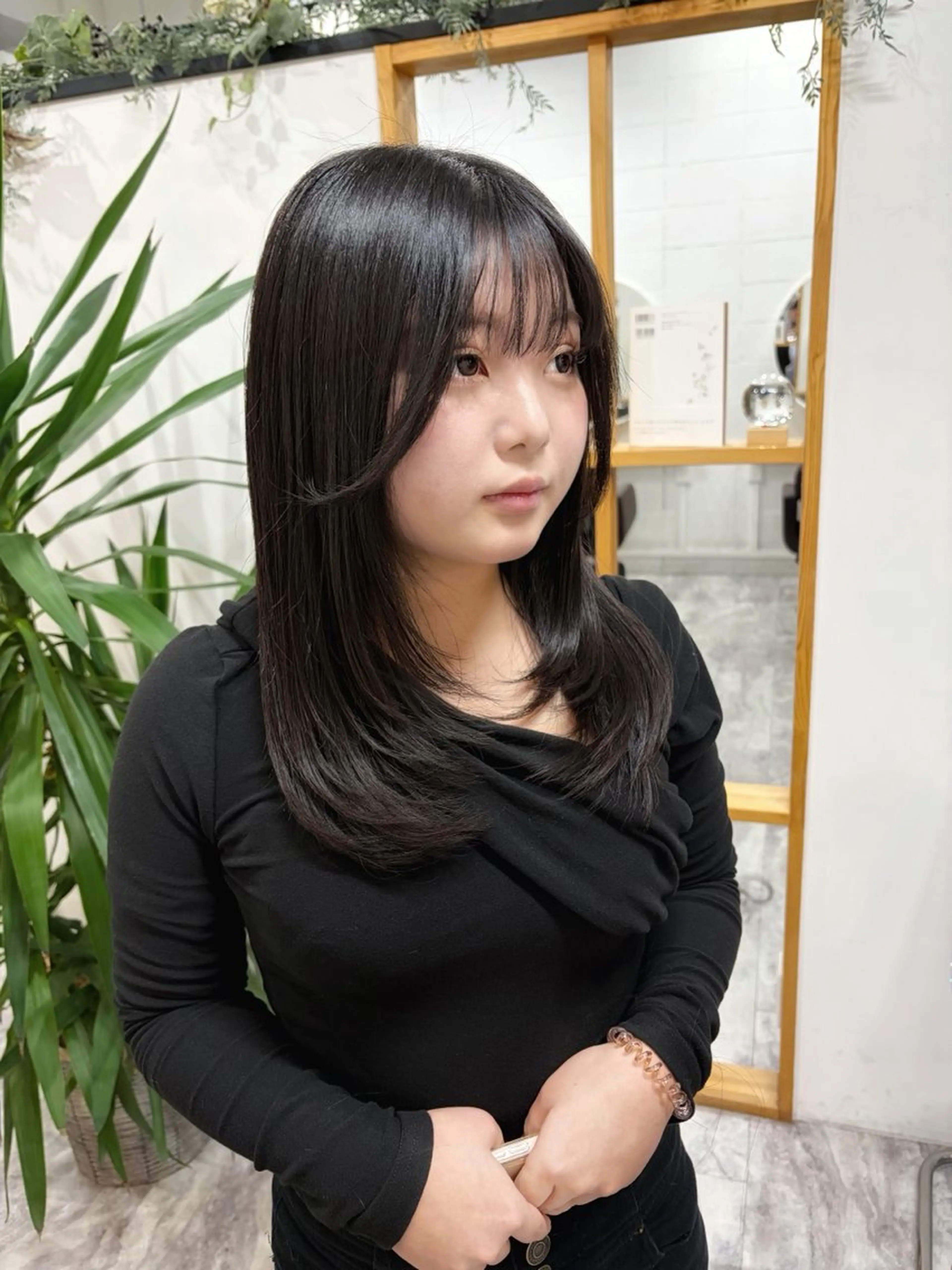 ミディアム ボブレイヤー ミディアムレイヤー ボブ ハッシュカット レイヤーカット カット レイヤーカット🏆/ 髪質改善🏆/福本凌のヘアスタイル