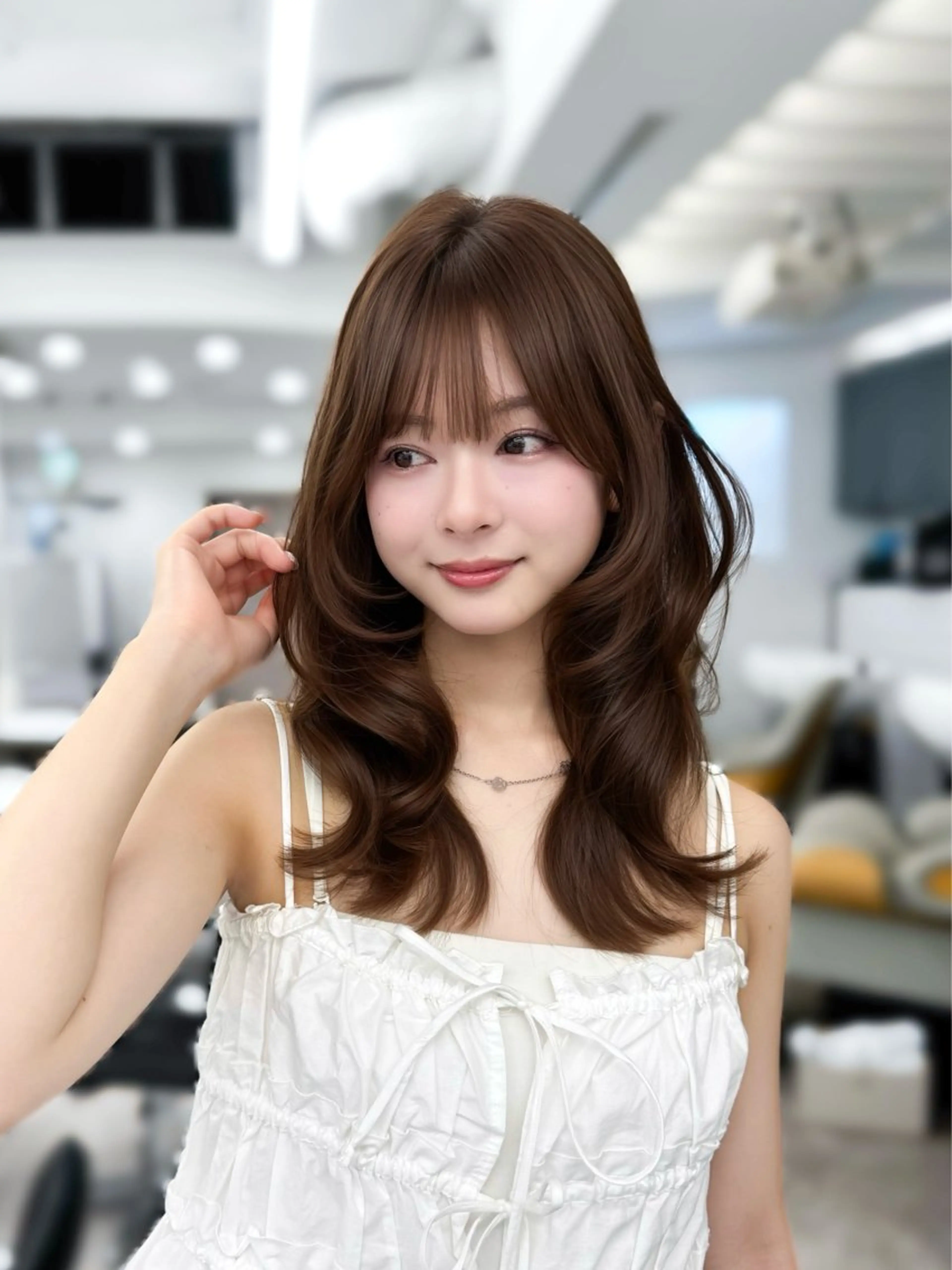ミディアム カラー ヘアアレンジ 韓国ヘア♡ 顔まわりカットayaのヘアスタイル