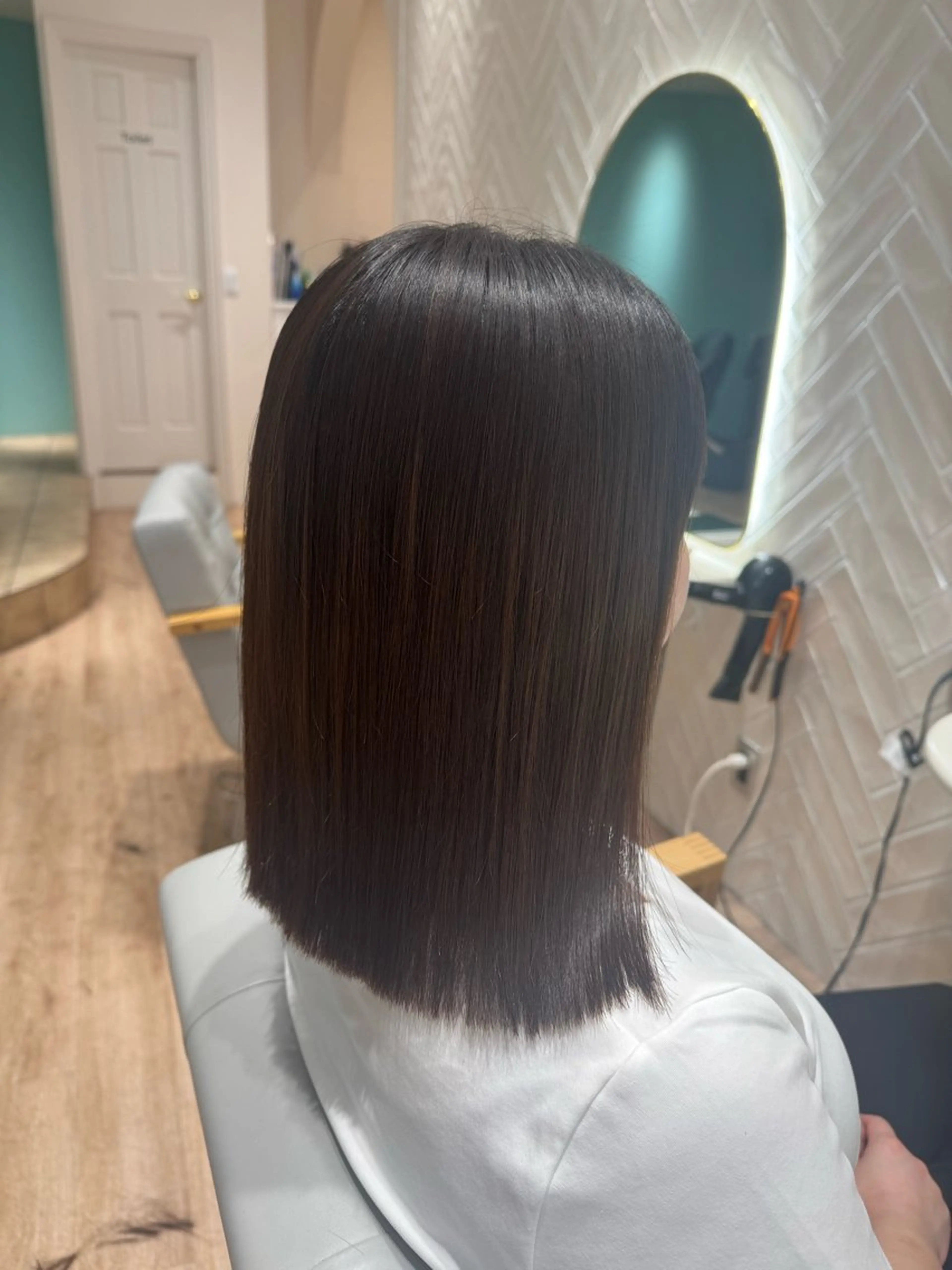 セミロング 髪質改善 縮毛矯正 ヘアカラー 縮毛矯正 河添 麗菜のヘアスタイル