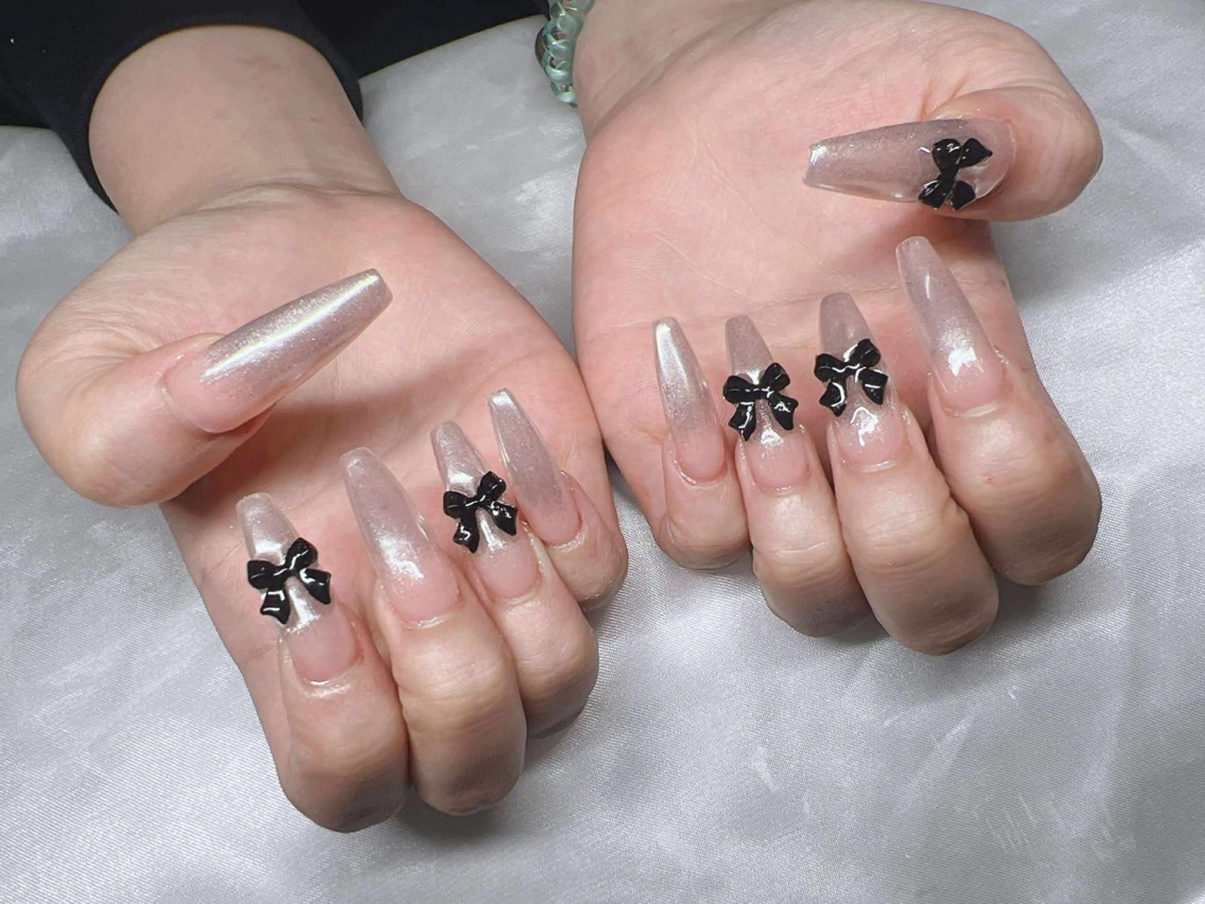 ネイル 長さ出し グラデーション 卒業式 キラキラネイル マグネットネイル ハンドネイル Lee Nailsのネイルデザイン