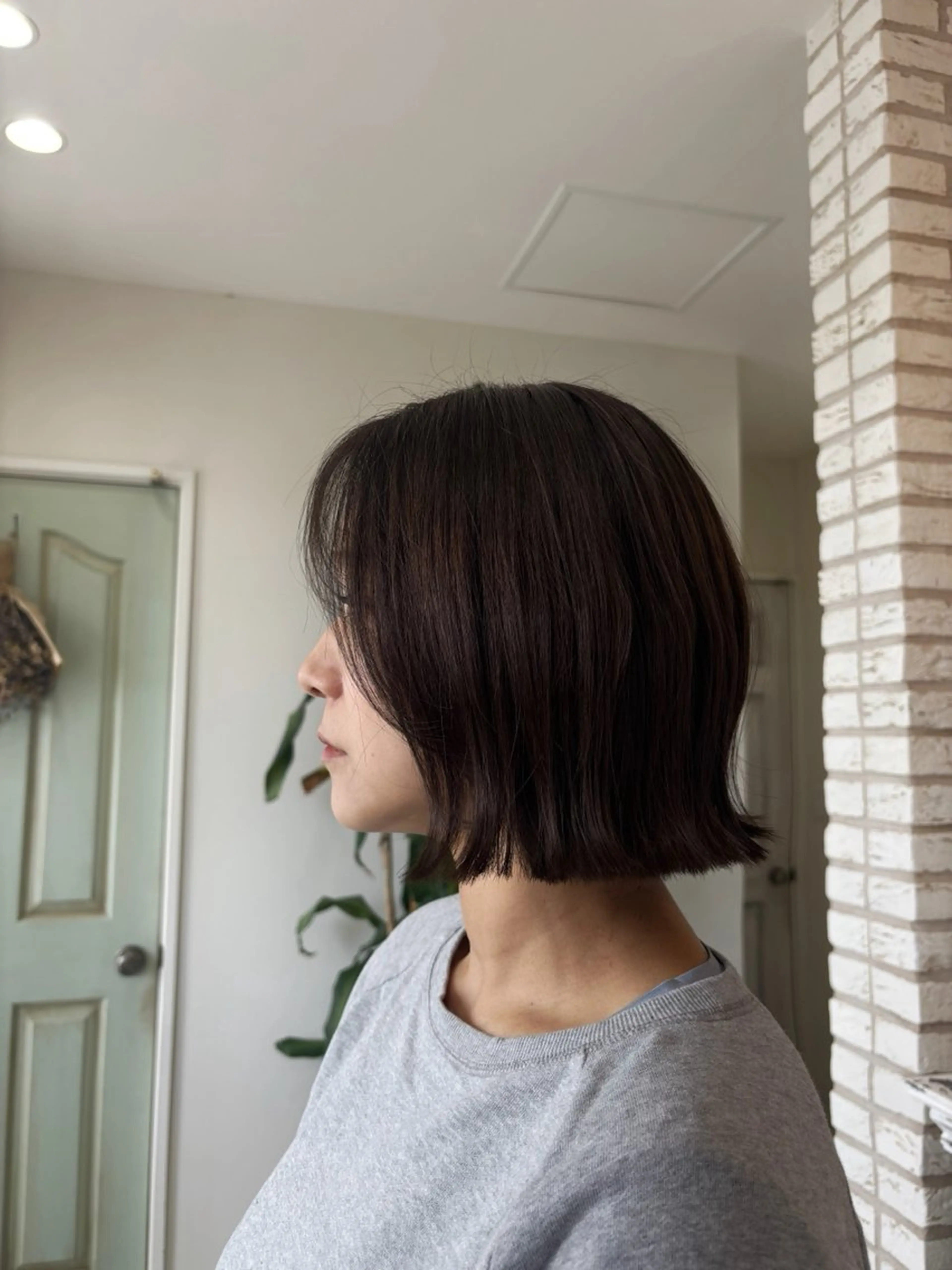 ミディアム カラー ボブ カット ヘアカラー トリートメント レイヤー×髪質改善 hinanoのヘアスタイル