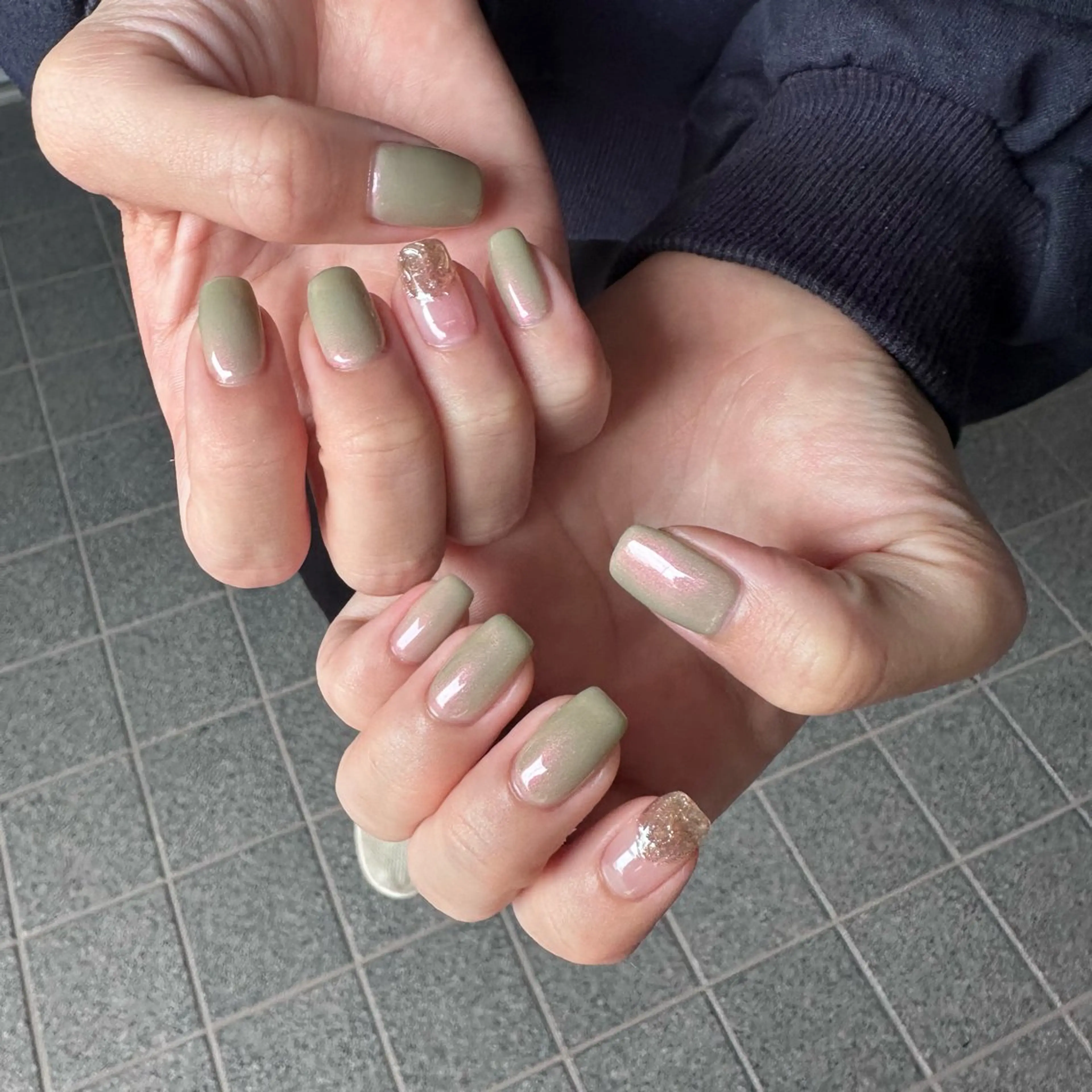 ネイル 𝗺𝗮𝗸𝗶 .のネイルデザイン