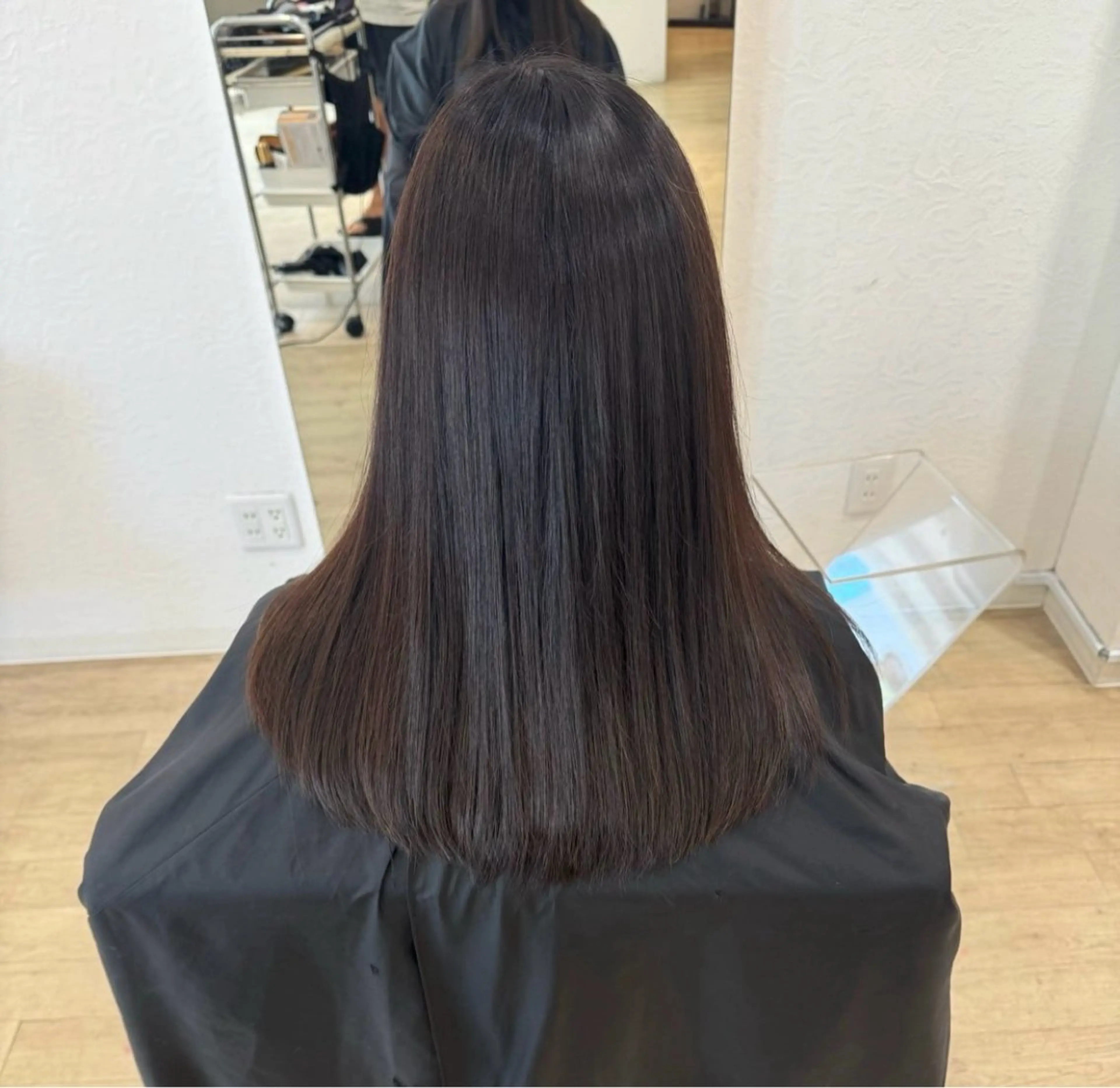 ミディアム tidehair所属・tidehair こうき Wカラーのヘアスタイル