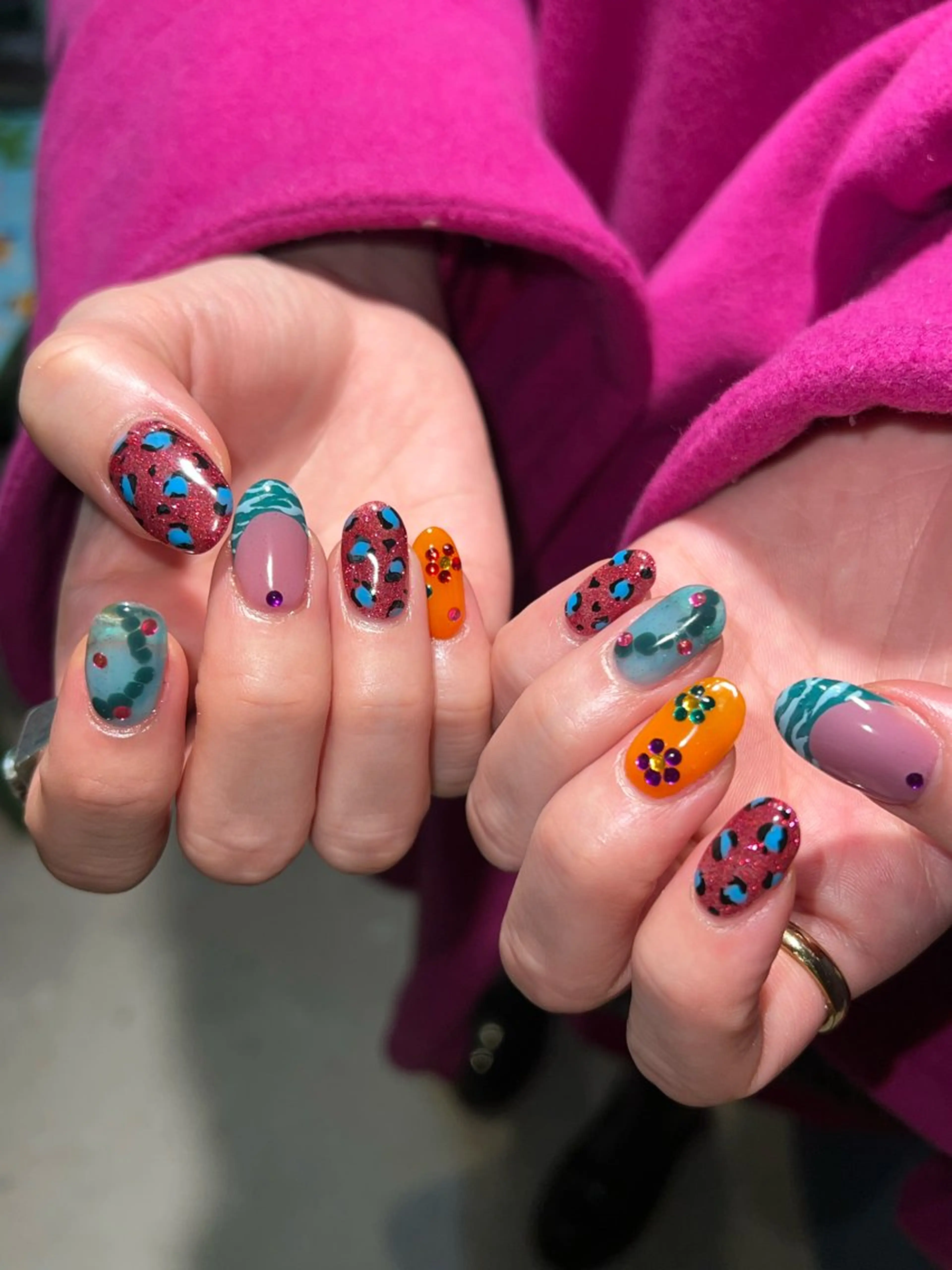 ネイル ハンドネイル Hata nail 🎀個性派ニュアンスのネイルデザイン