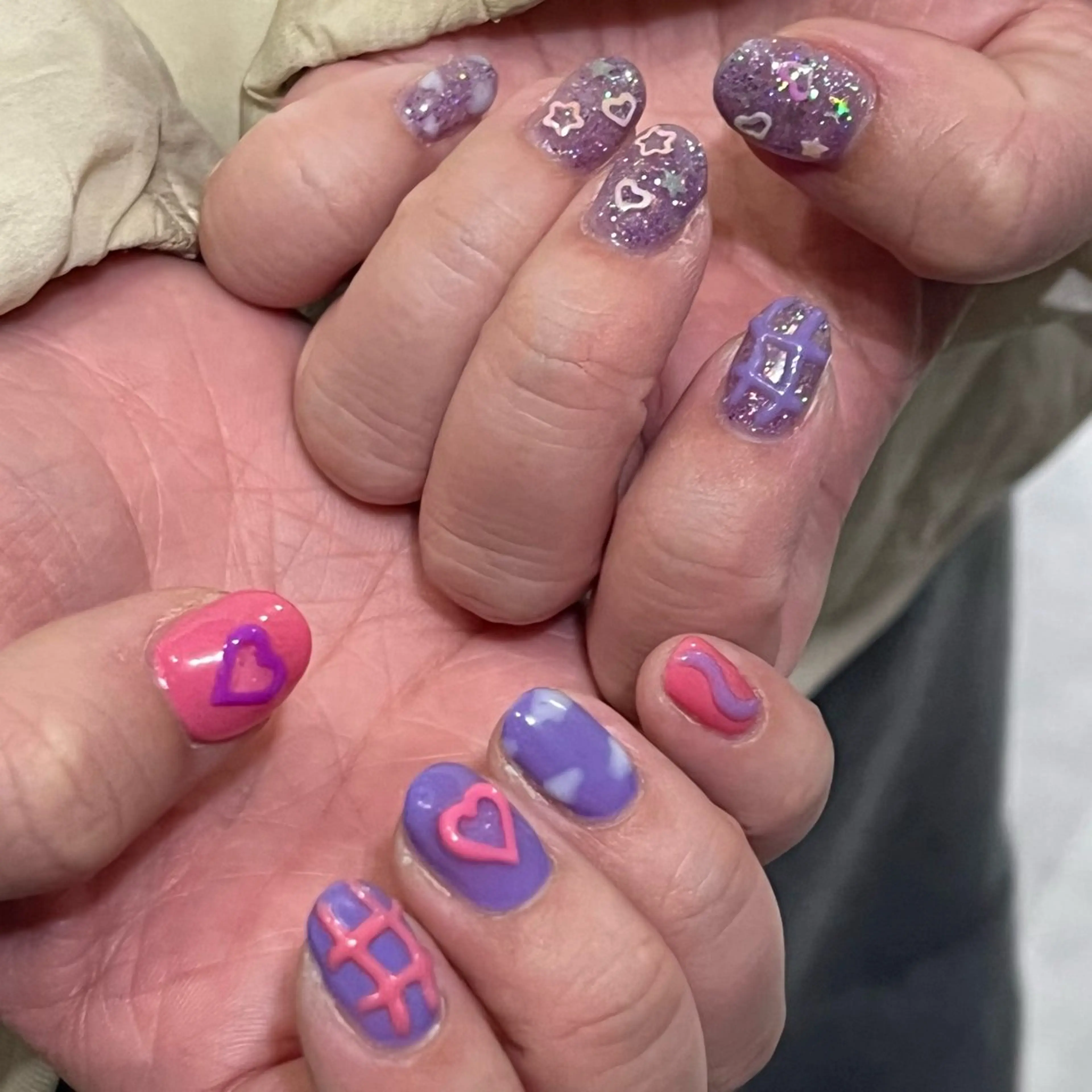 ネイル ハンドネイル 🪐富島彩夏 /海外nail🪐のネイルデザイン