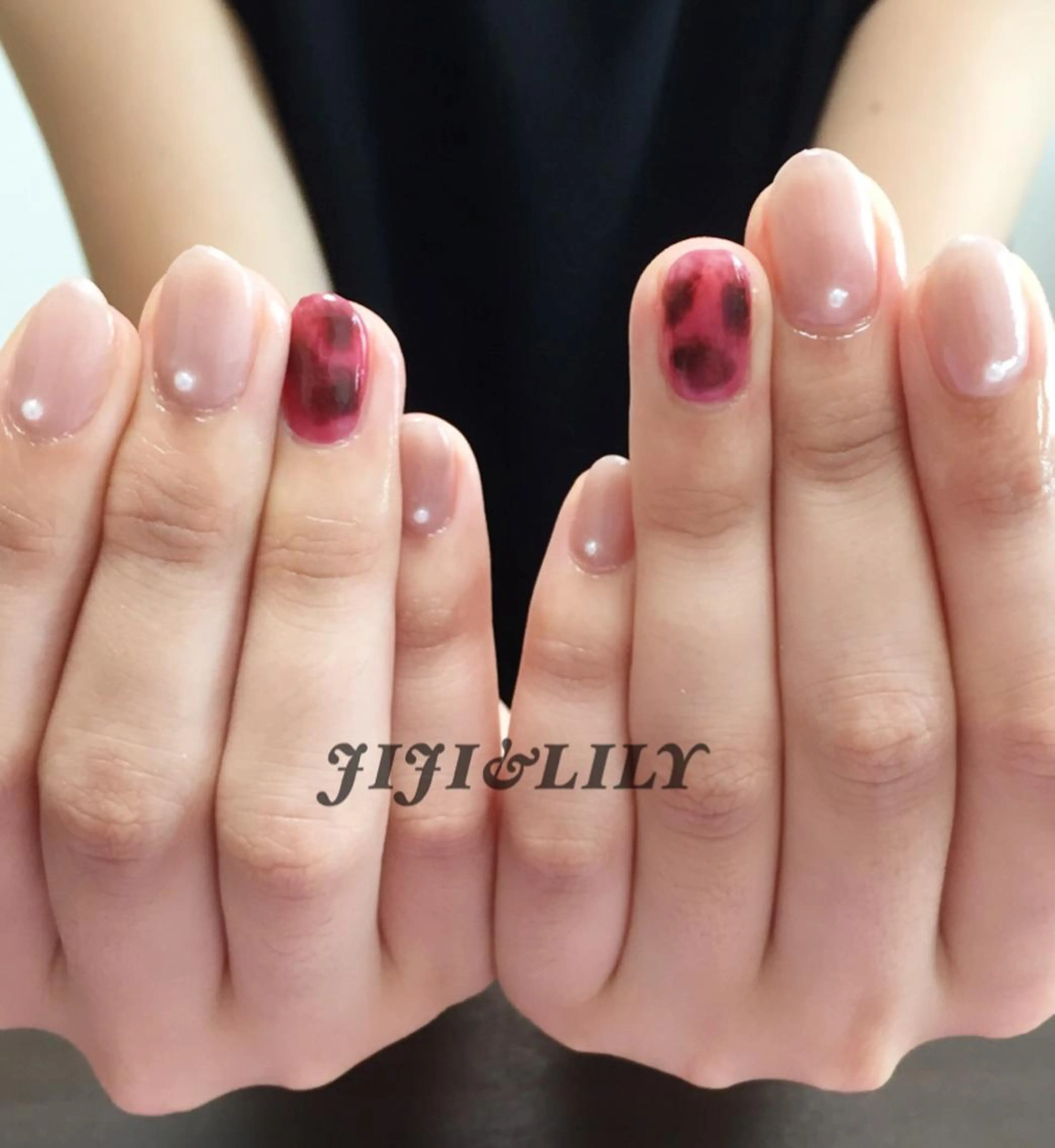 ネイル べっ甲ネイル ワンカラーネイル 豊田 圭子のネイルデザイン