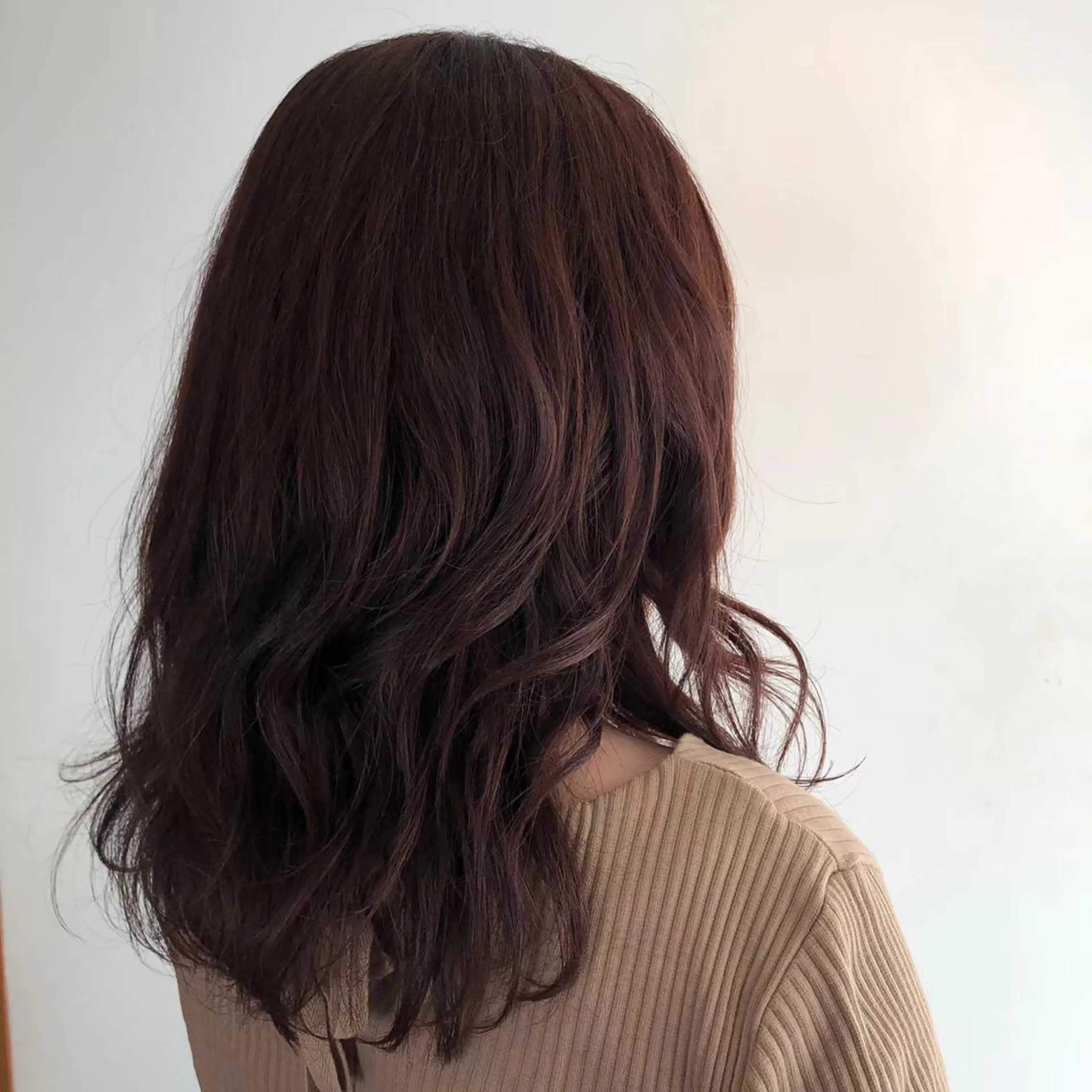 セミロング カラー 小川 美香のヘアスタイル