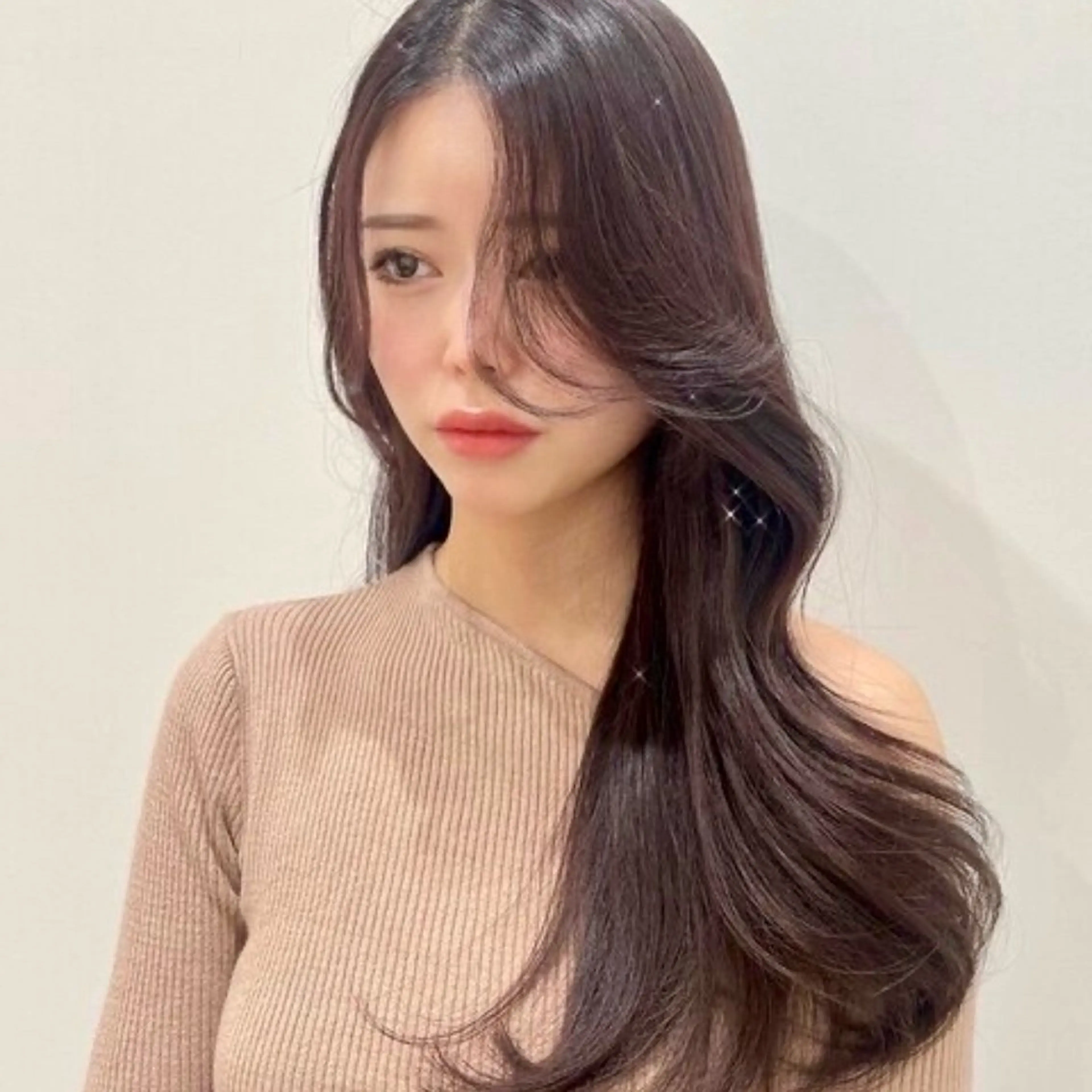 ロング カラー MAO🖤レイヤー /髪質改善カラーのヘアスタイル