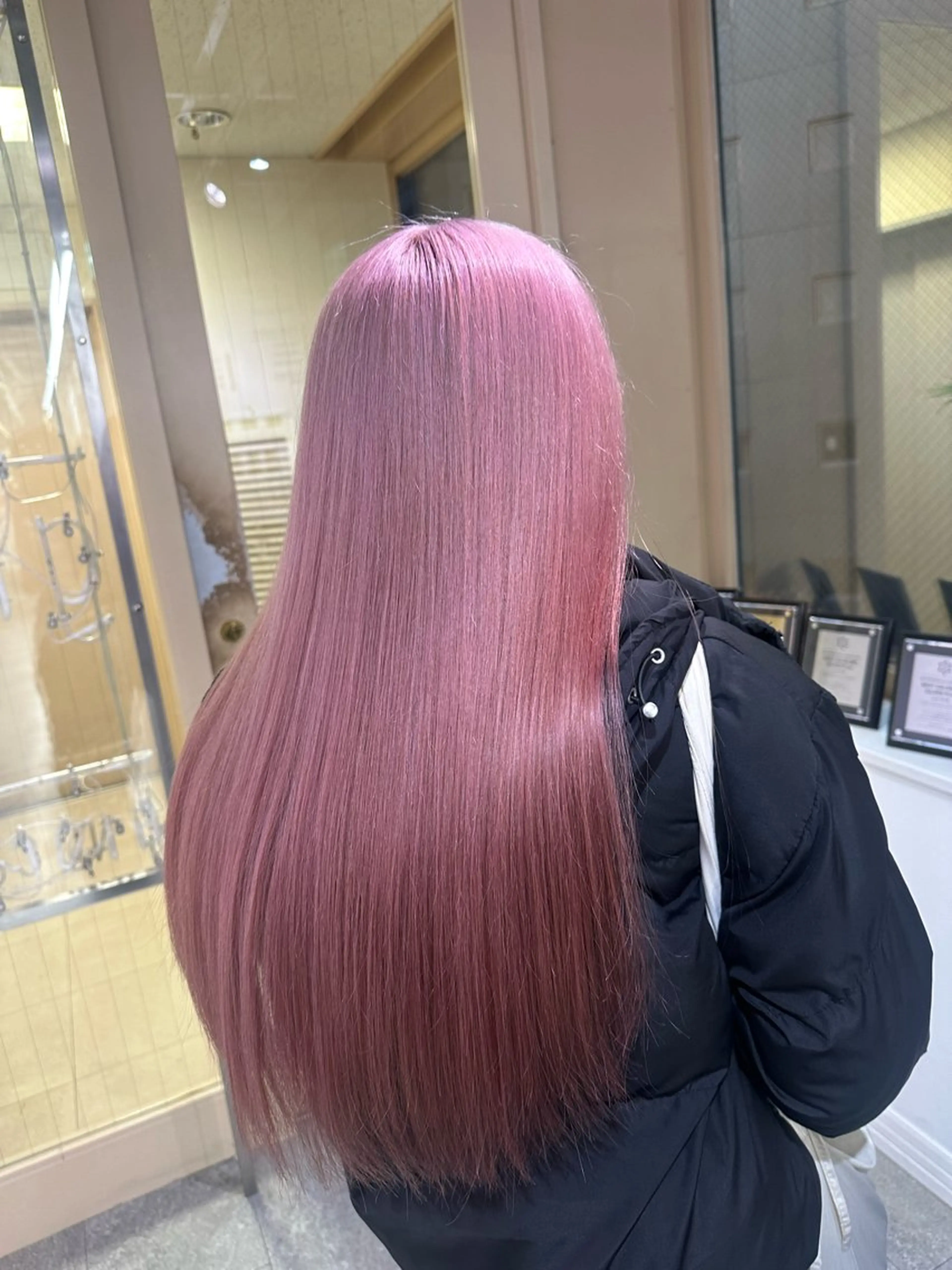 【明るくするならコレ‼️】全頭フルブリーチ ＋ カラーの写真