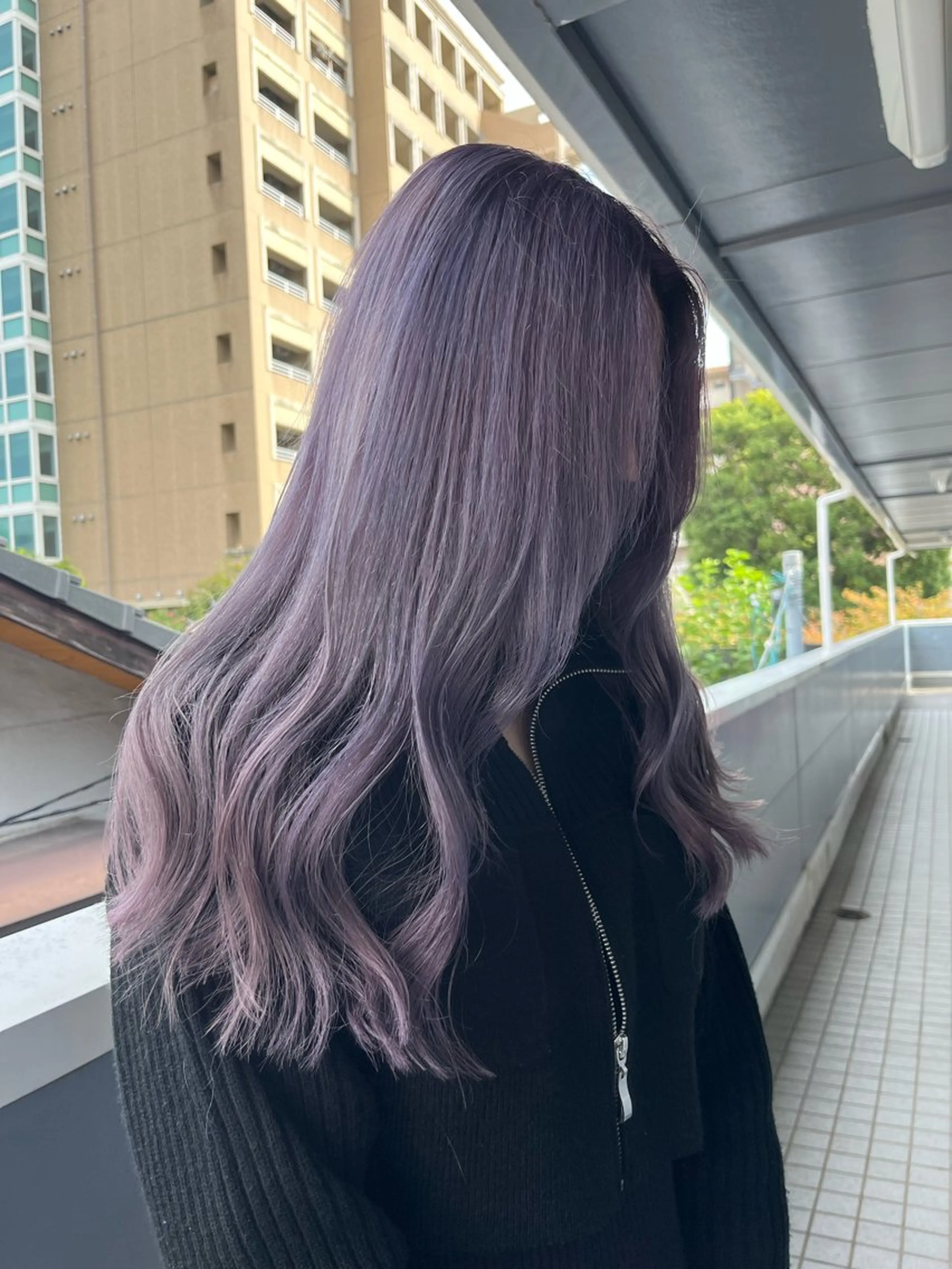 ロング カラー ブリーチ ブルーカラー ブルーラベンダー ラベンダーカラー ヘアカラー 渡辺 健太のヘアスタイル
