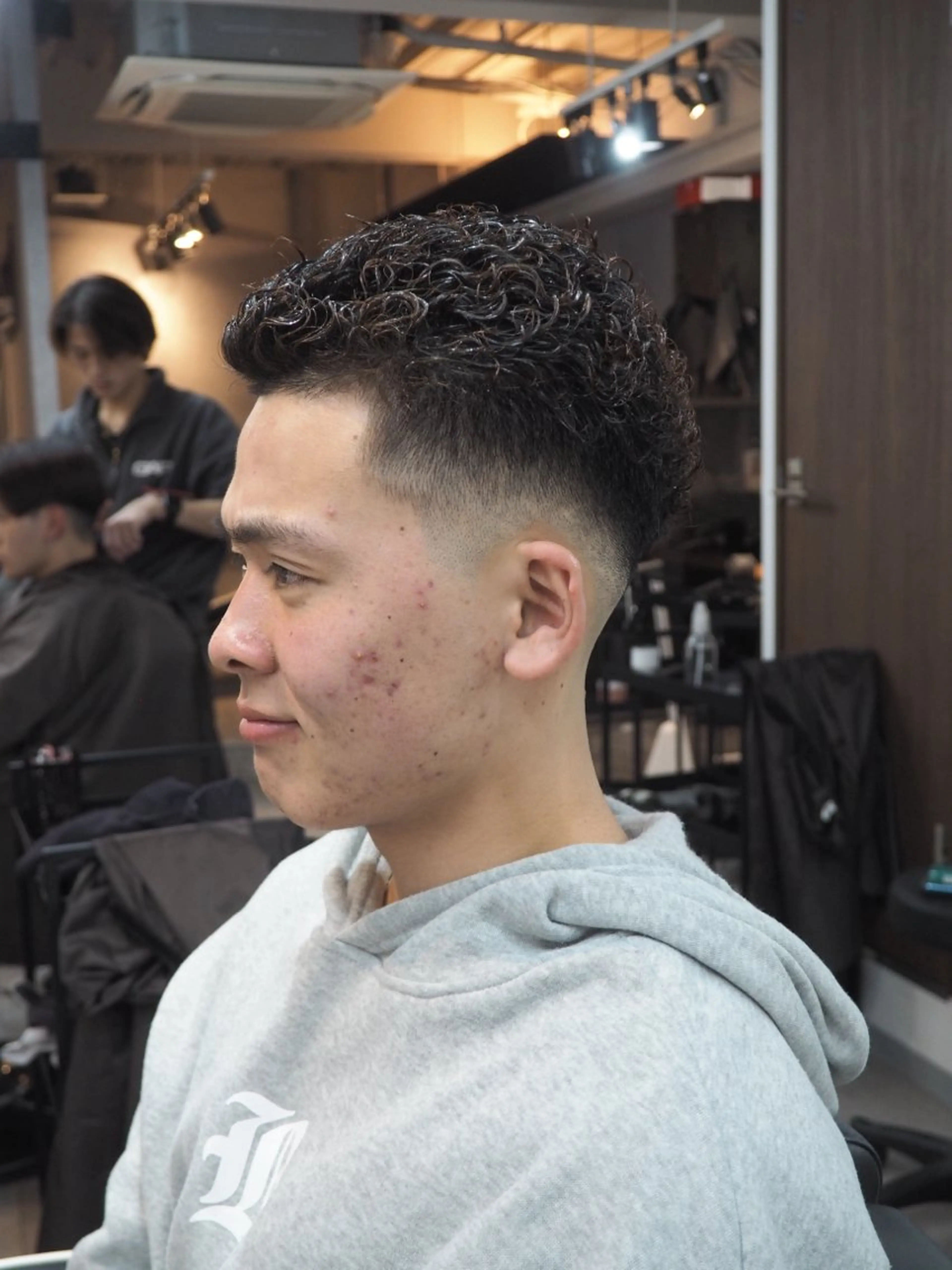パーマ メンズ 律喜/パーマ /メンズ/フェードのヘアスタイル