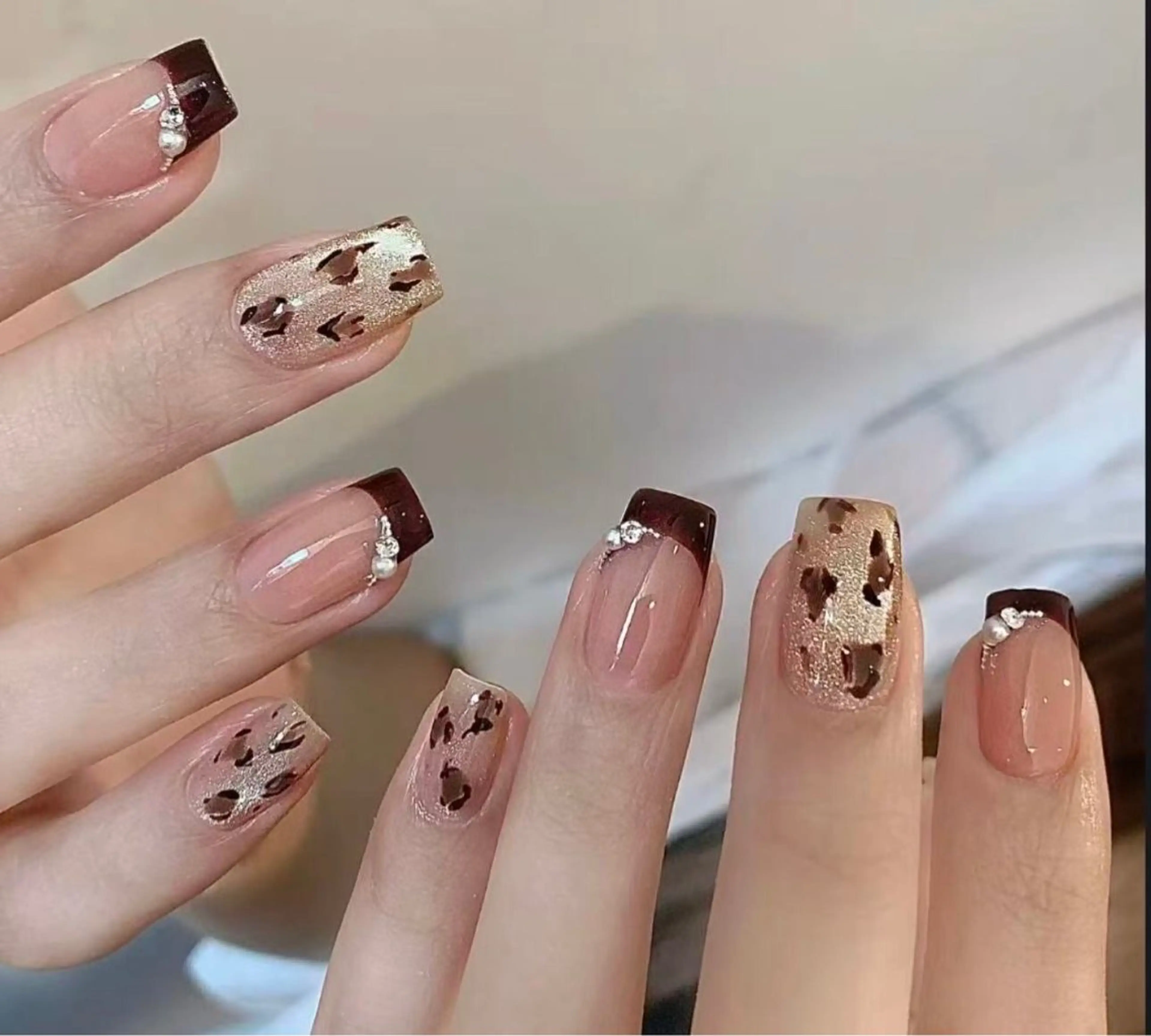 ネイル ハンドネイル オーラ ネイルサロンのネイルデザイン