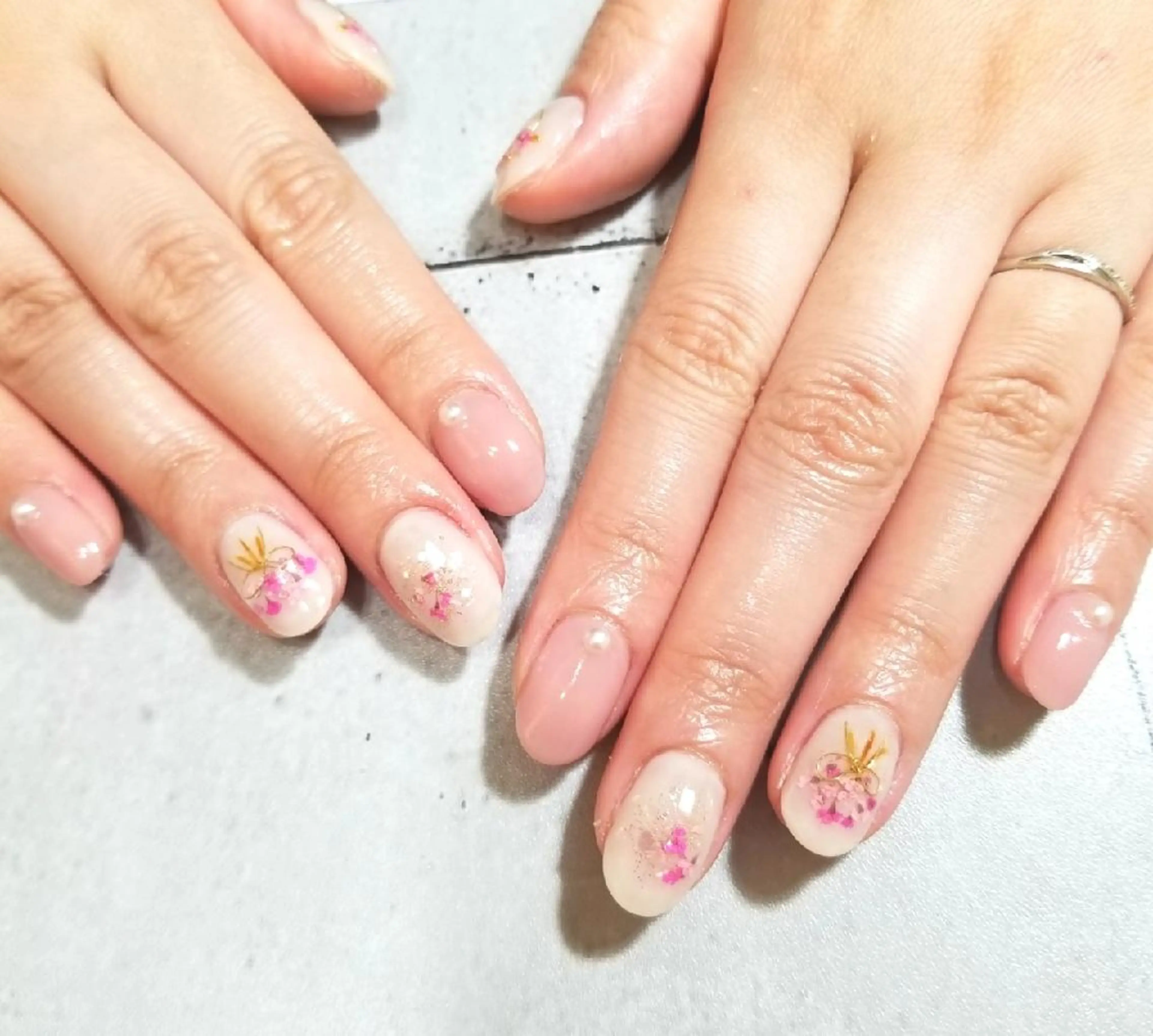 ネイル nijiiro🌈 サトウのネイルデザイン