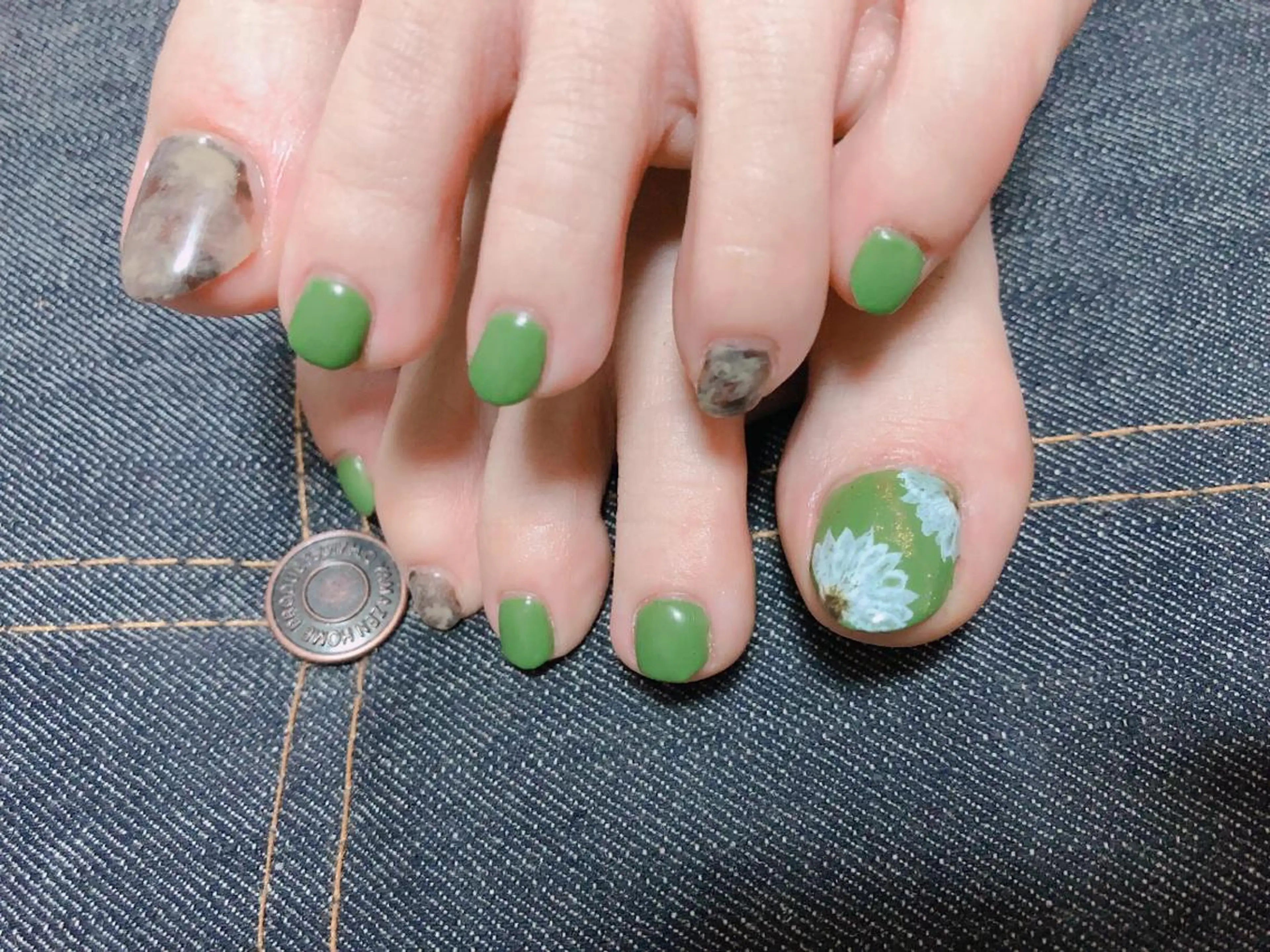 ネイル 伊藤 美里のネイルデザイン