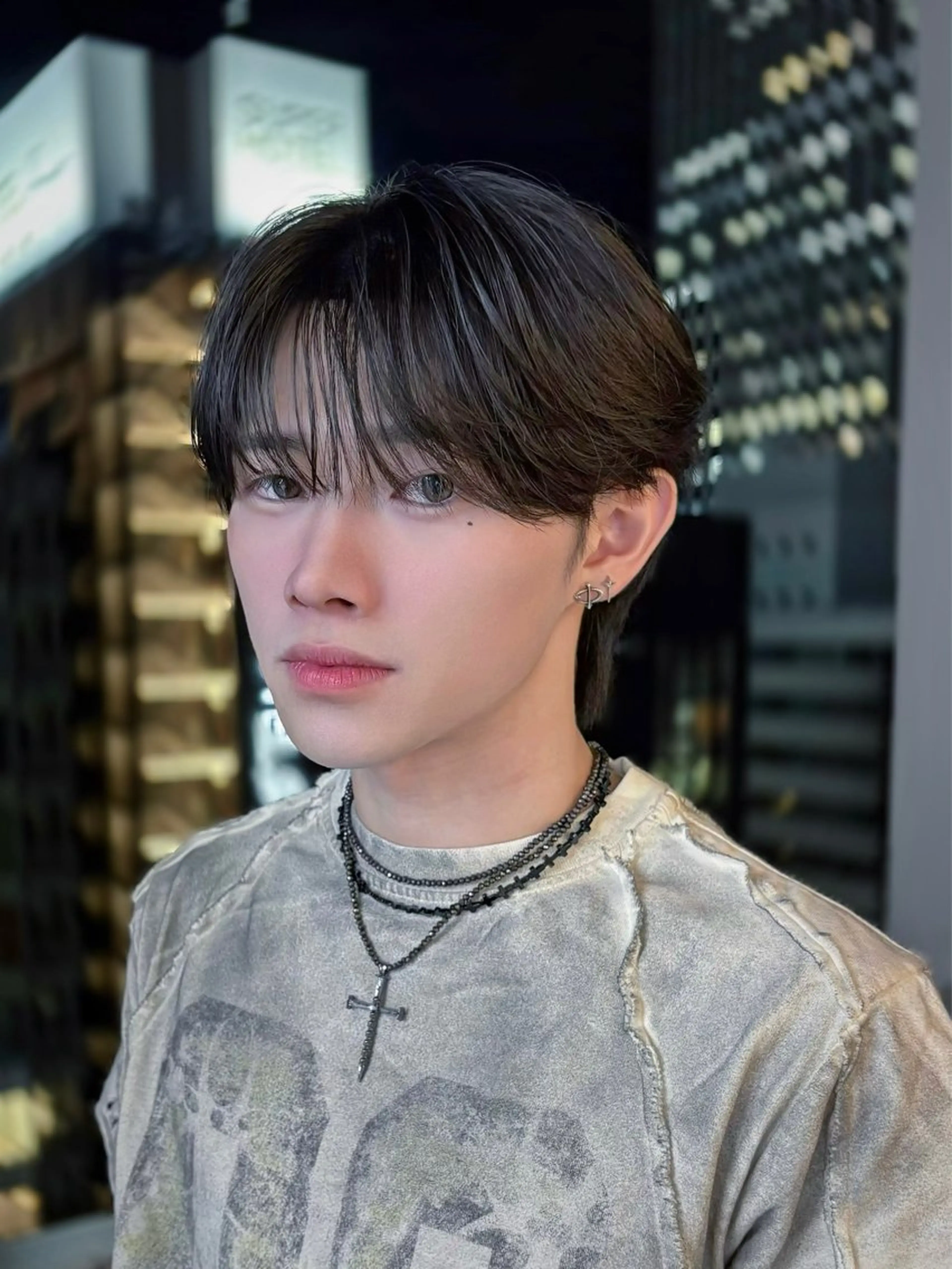 ショート パーマ メンズ メンズブリーチ フェザーパーマ メンズメッシュ マッシュ メンズパーマ カット パーマ 安藤幹人 メンズパーマのヘアスタイル