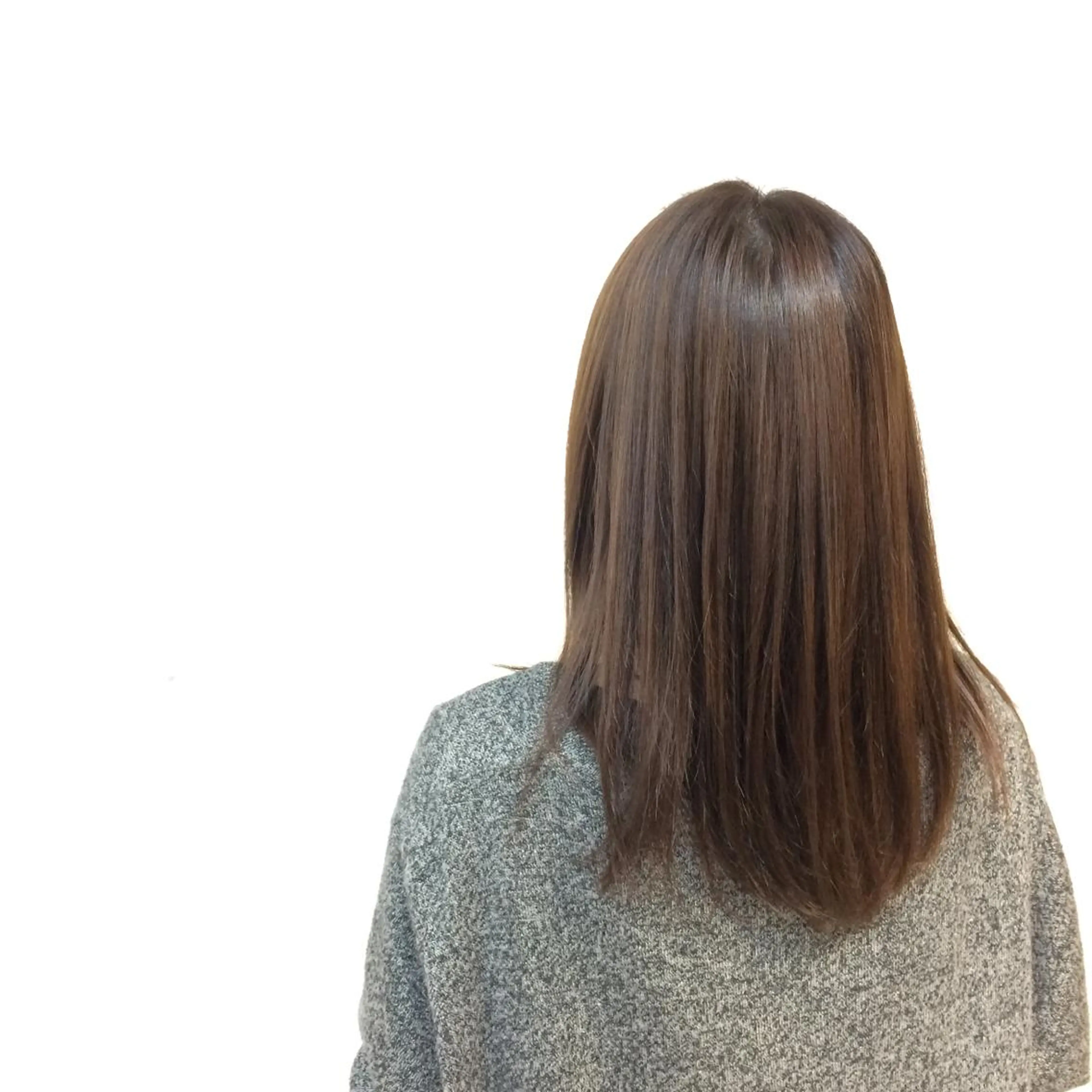 セミロング カラー 岡本 拓朗のヘアスタイル