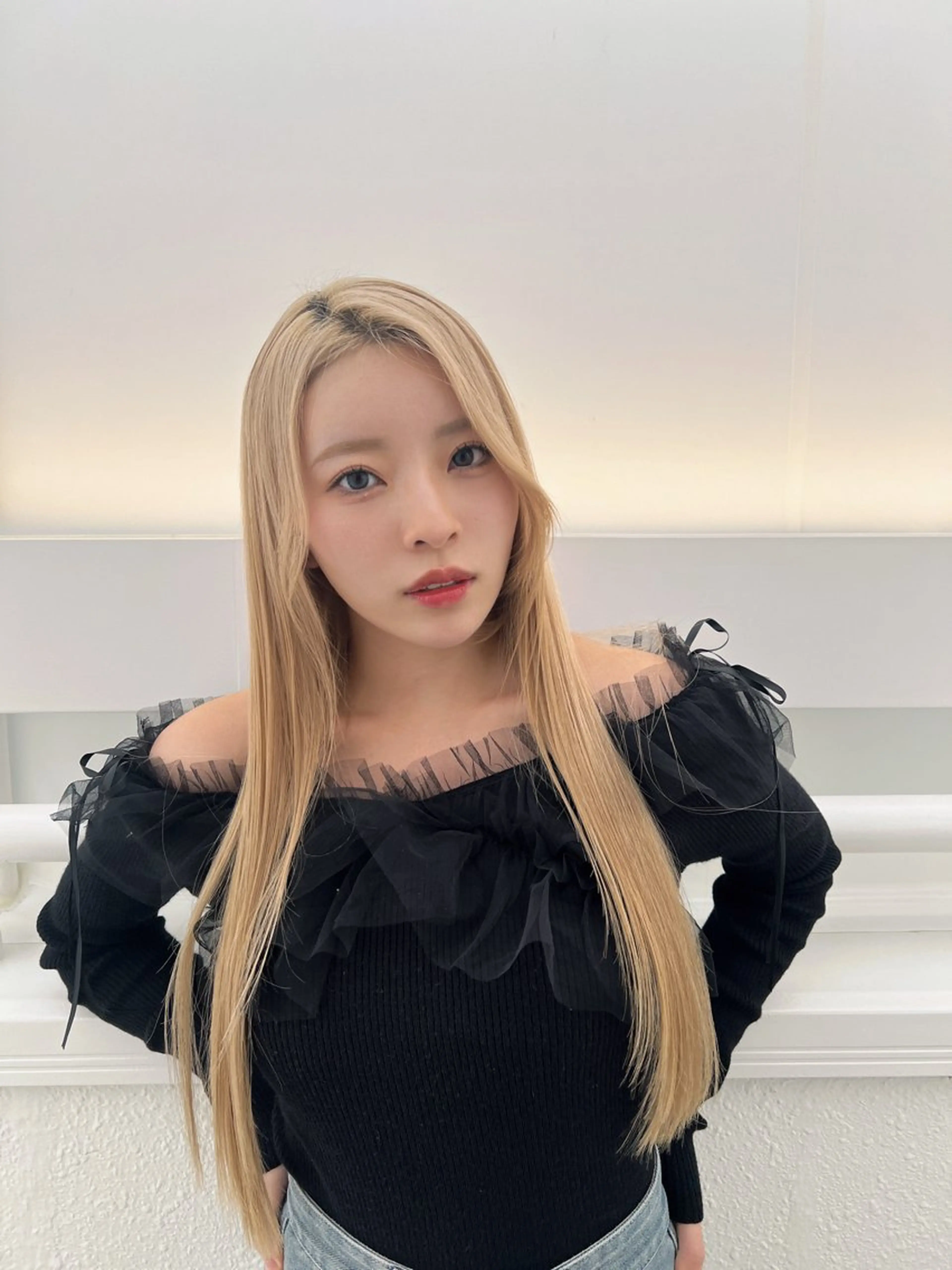 セミロング カラー ベージュカラー ブリーチ ブロンド ケアブリーチ 透明感カラー カット ヘアカラー 💎透明感カラー特化 💎TAISEIのヘアスタイル