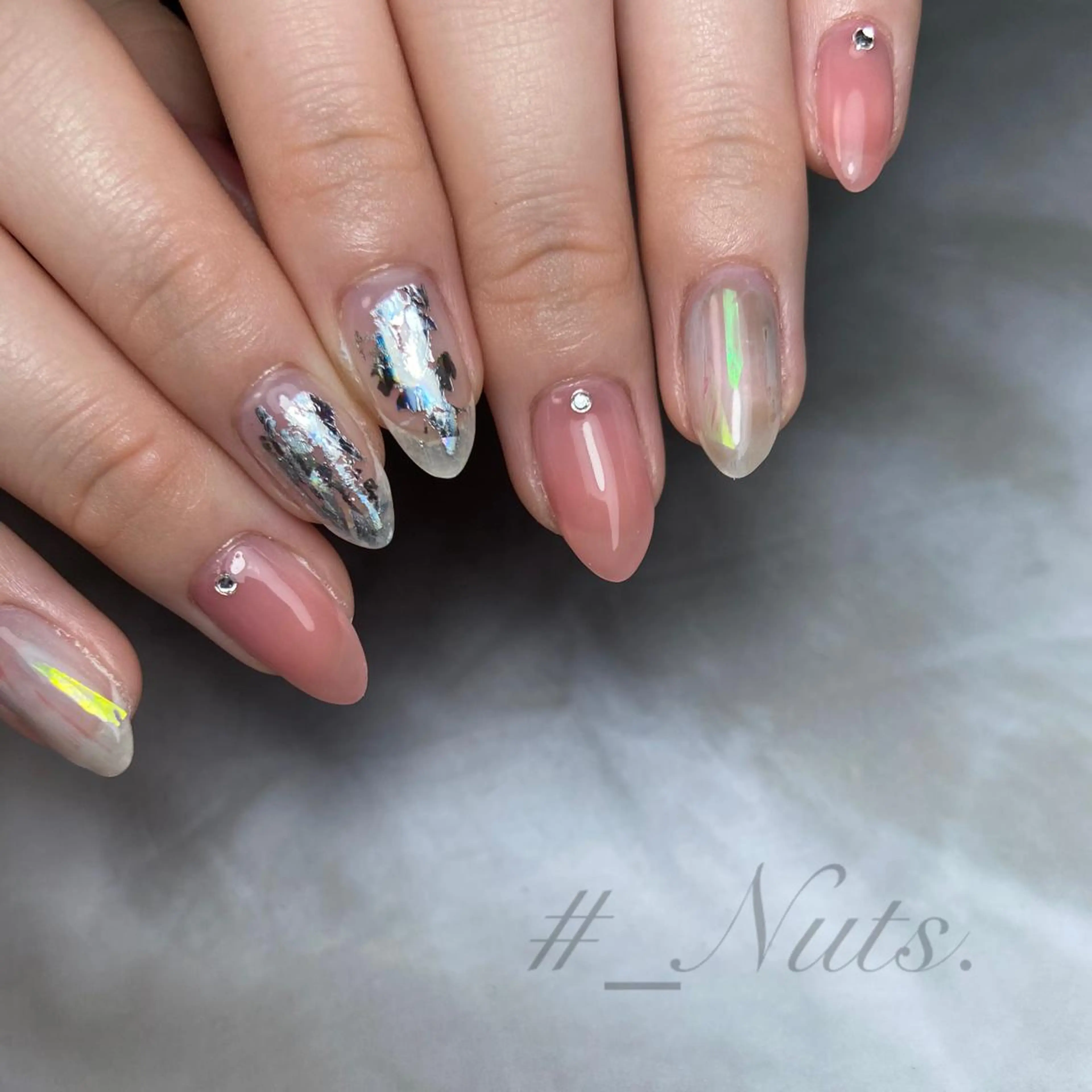 ネイル 土居 夏美/束感マツエクのマツエク・マツパデザイン