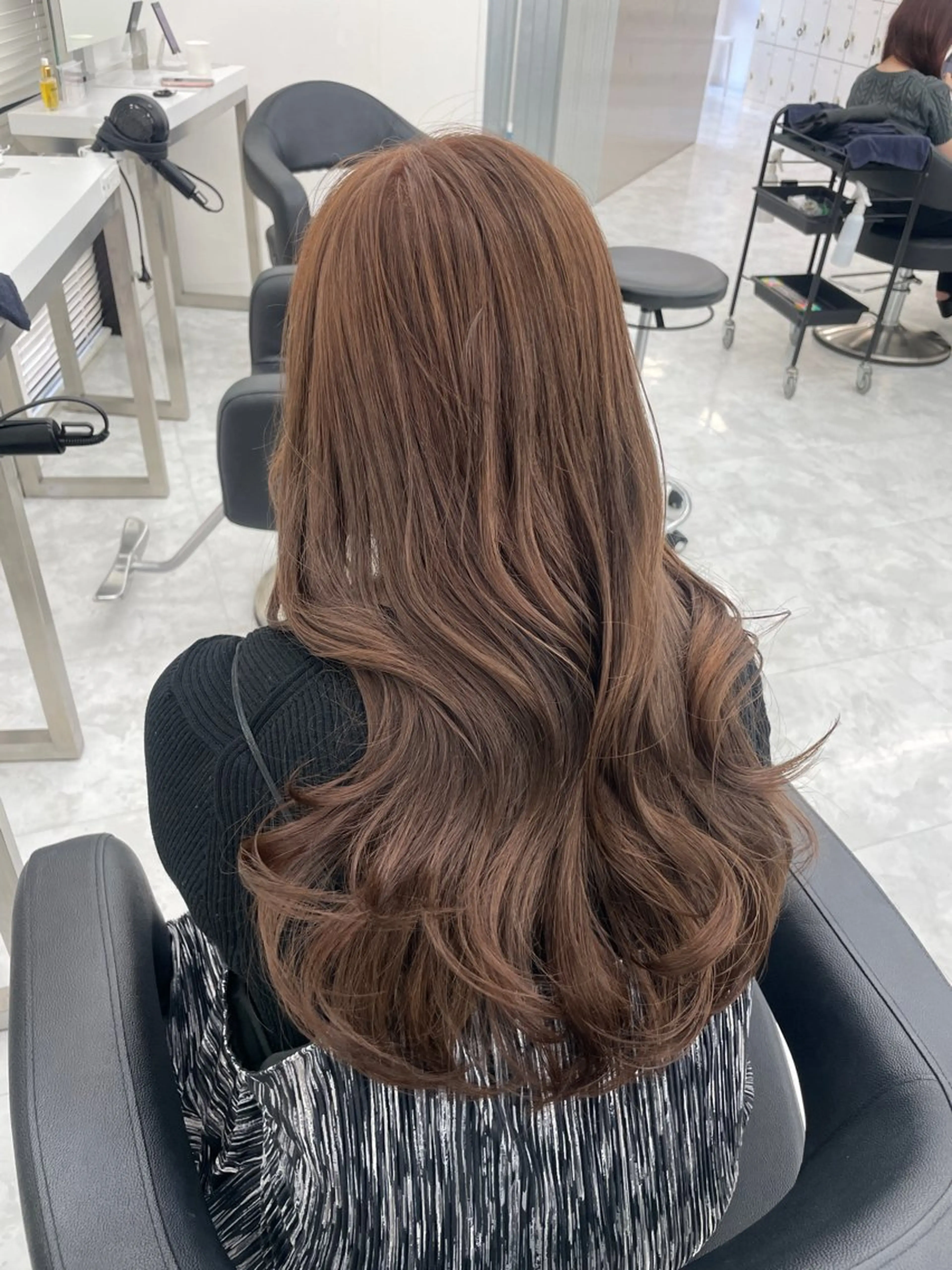 セミロング ヘアカラー MOE 福岡韓国ヘア✧︎のヘアスタイル