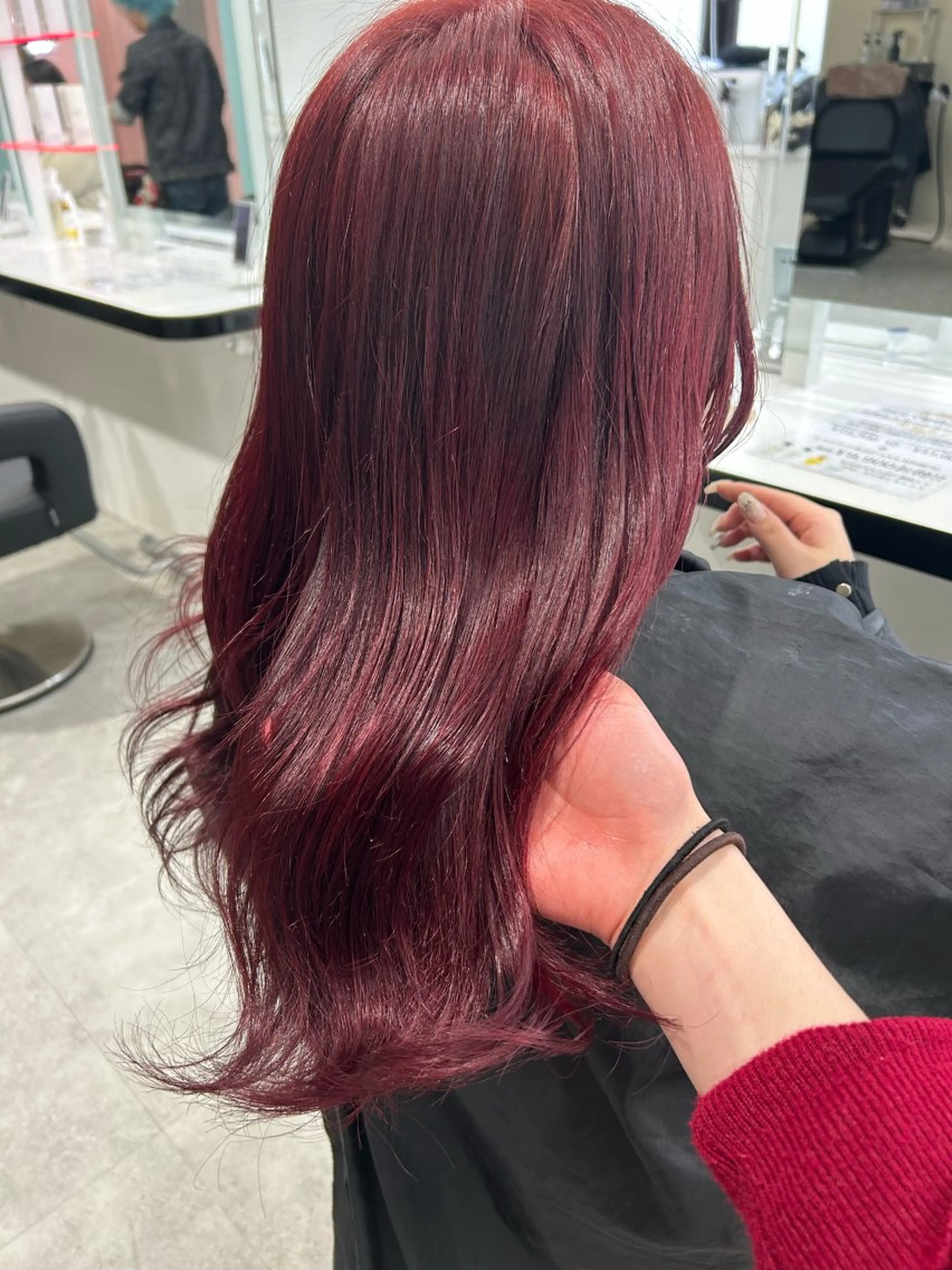 ロング カラー 履歴修正屋さん／ ブロンド／ホワイトのヘアスタイル