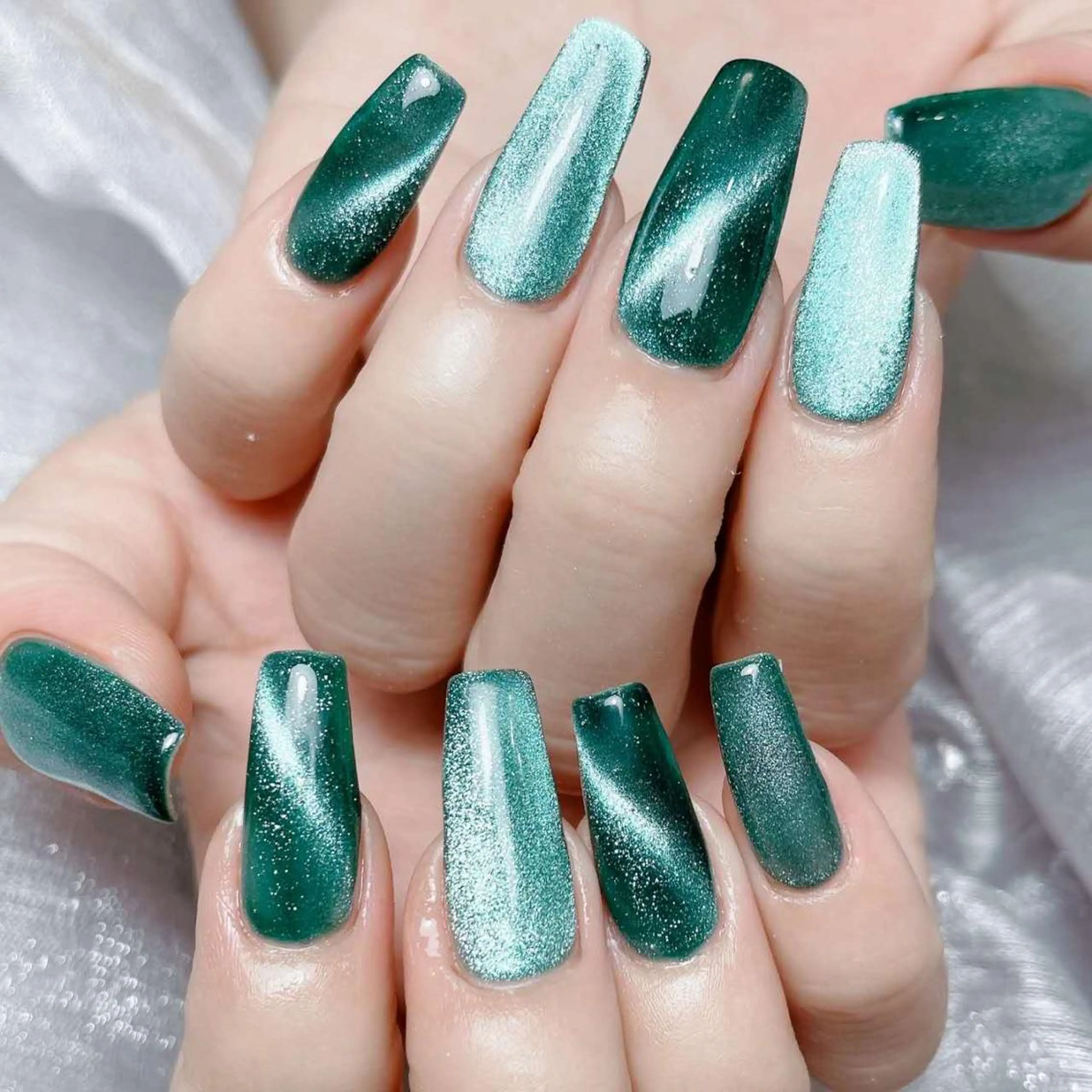 ネイル ハンドネイル Elegant beautyルイのネイルデザイン