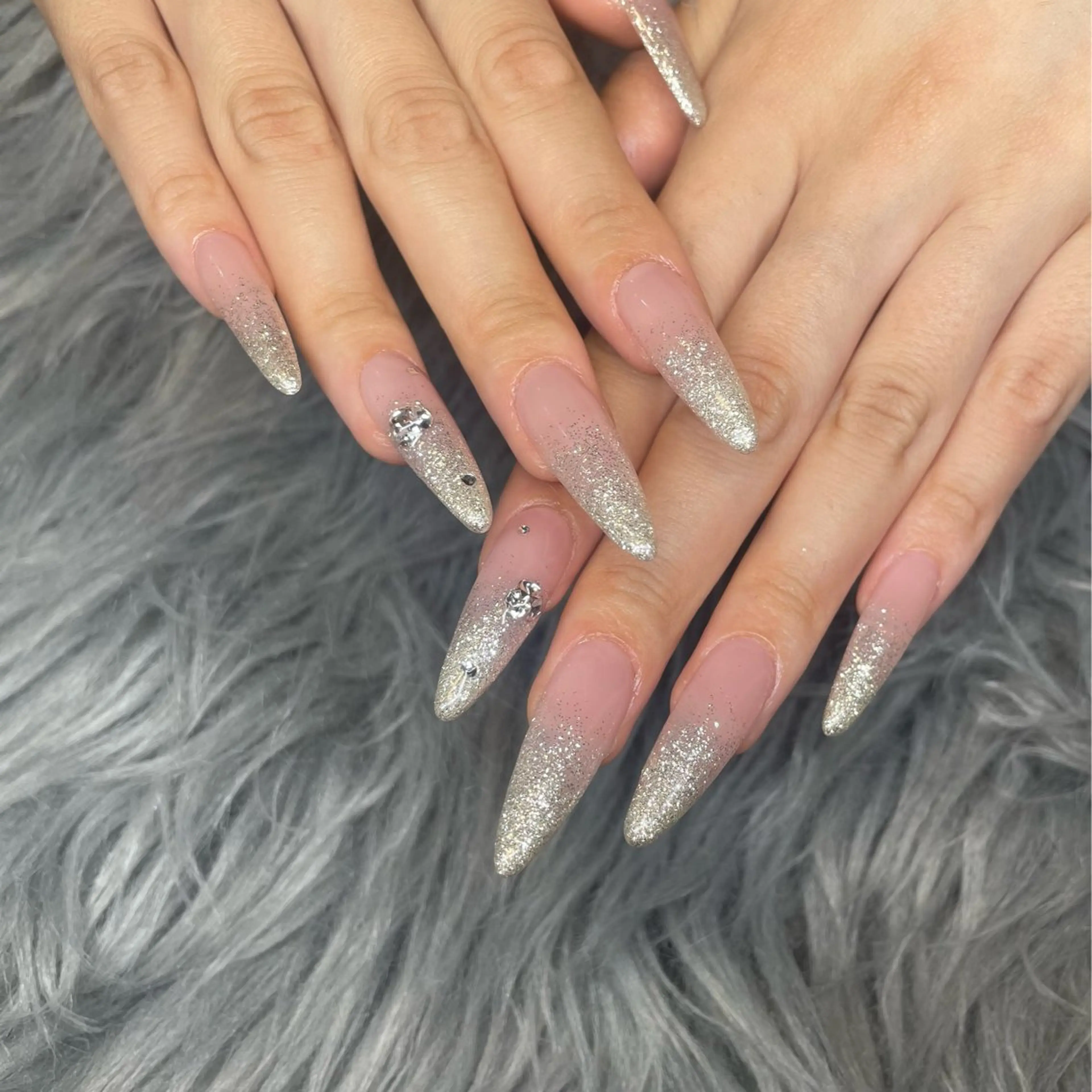 ネイル グラデーション ラメ(グリッター) ラメグラデーション ハンドネイル THE464 the464のネイルデザイン