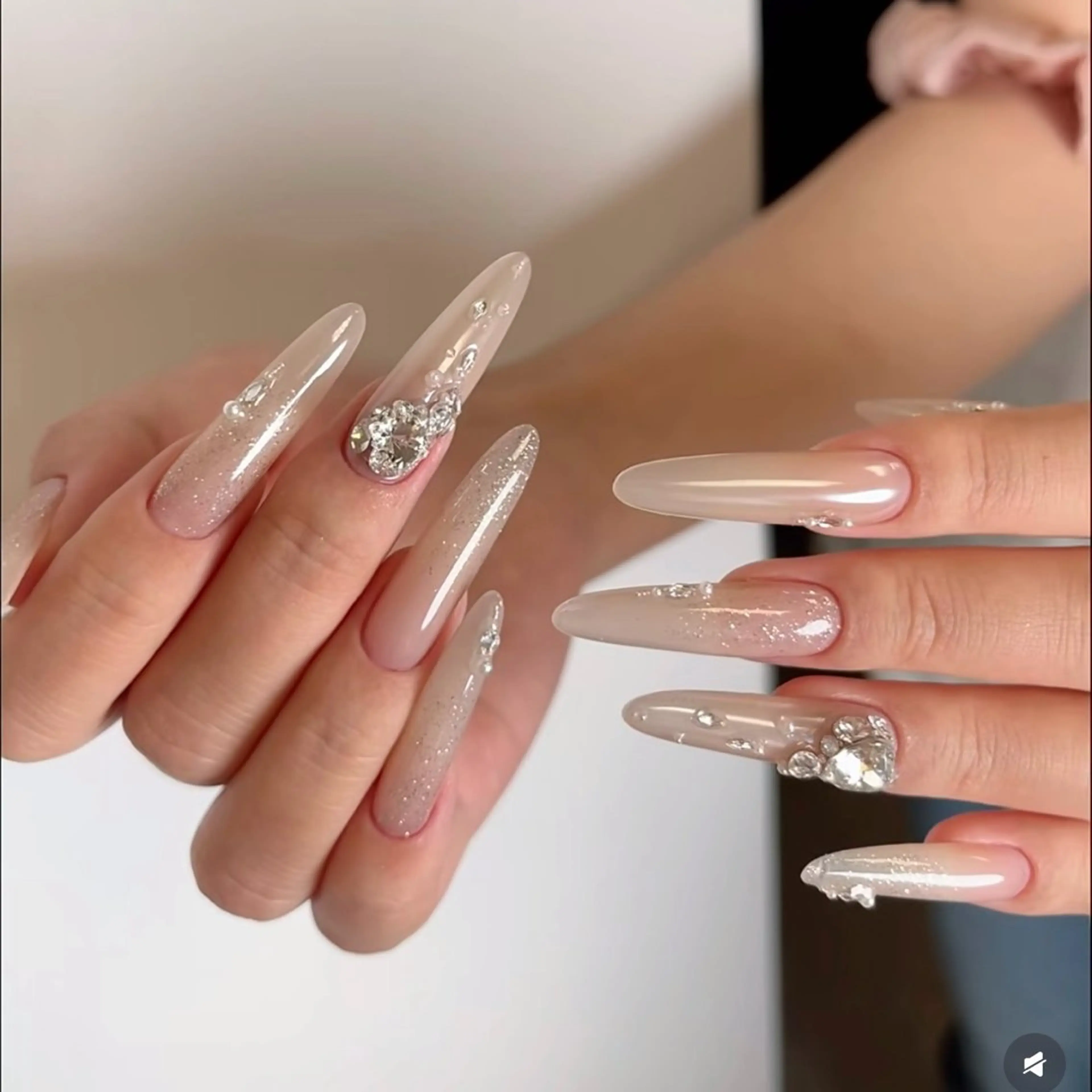 ネイル J&C Nail Salon吉祥寺所属・Yu  Ki ネイルのネイルデザイン