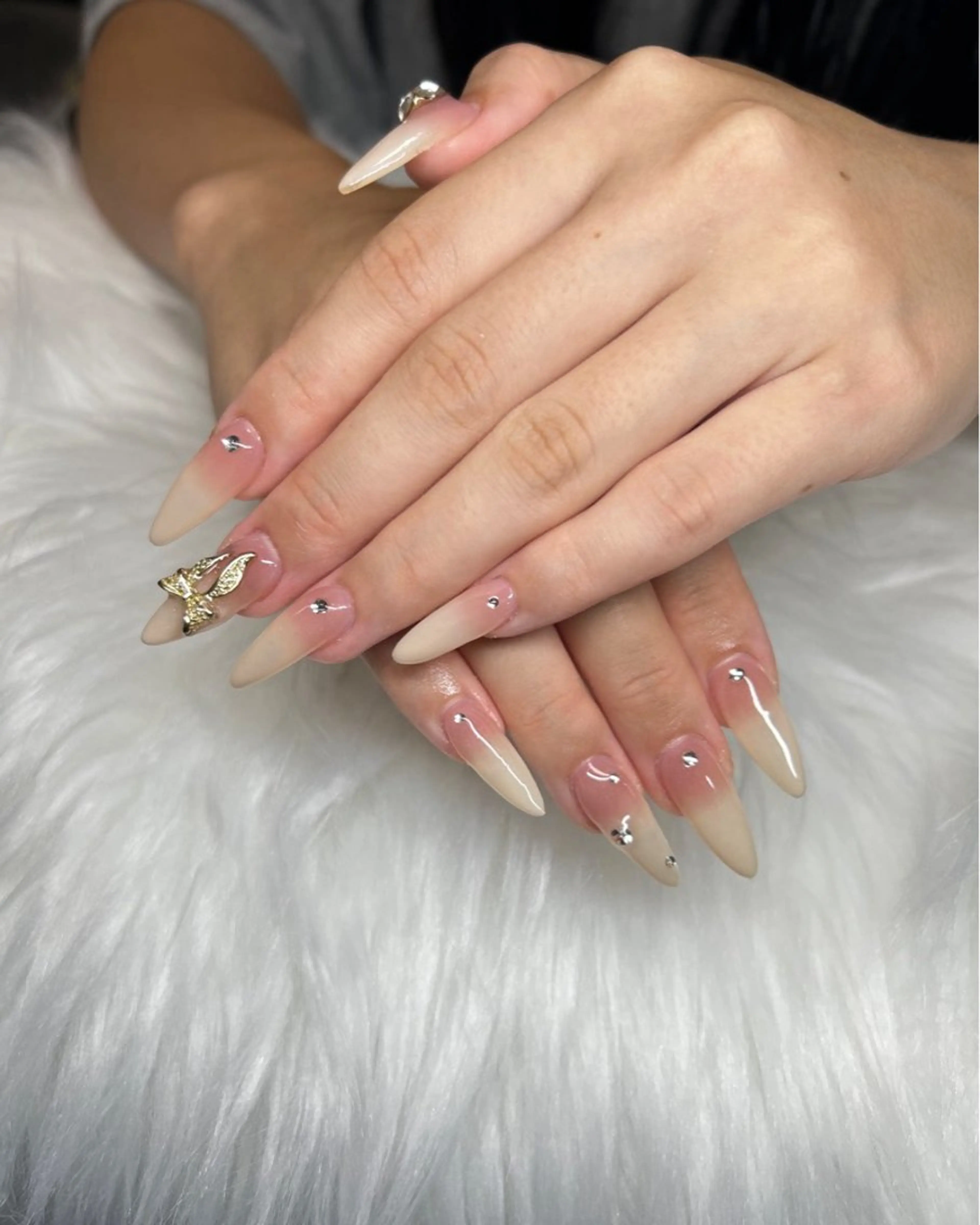 ネイル Queen Nail 柏店　クイーンネイルのネイルデザイン