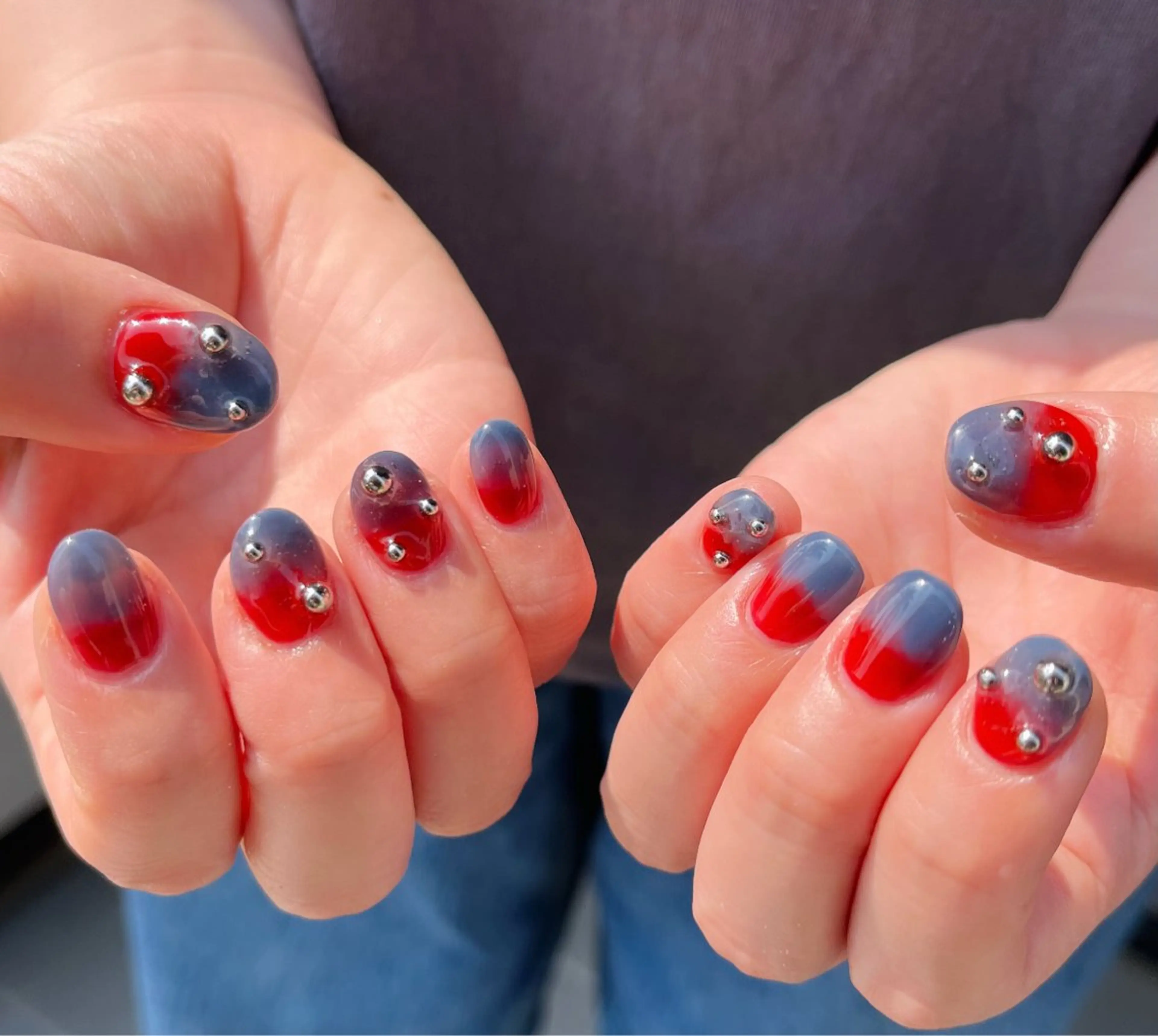 ネイル ブルー 赤色 ハンドネイル HazeGrass NAILのネイルデザイン