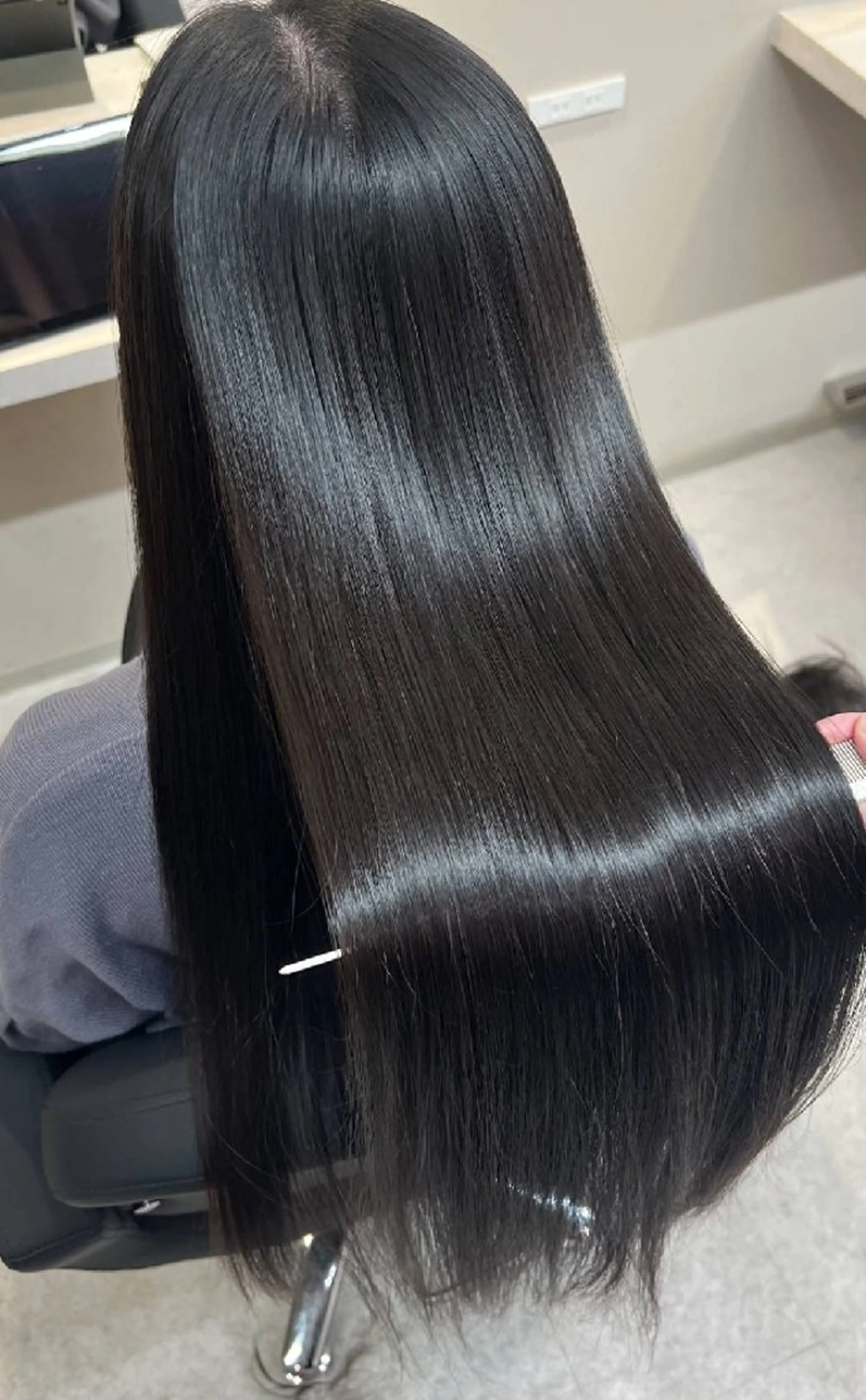 ロング gratitude tomoのヘアスタイル