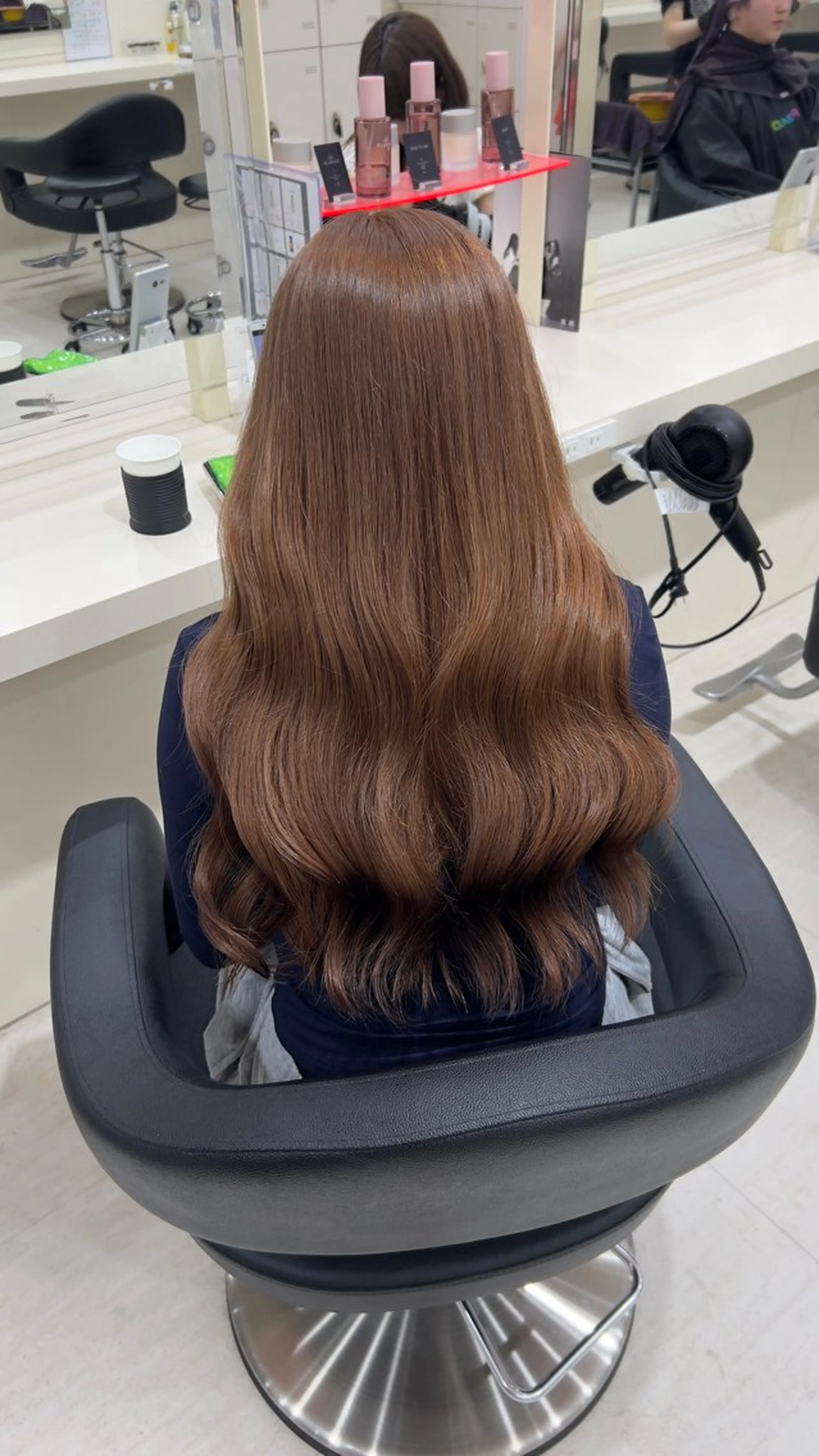 ロング カラー ヘアアレンジ ヘアカラー 韓国レイヤー＆ピンク 艶髪🩶maikoのヘアスタイル