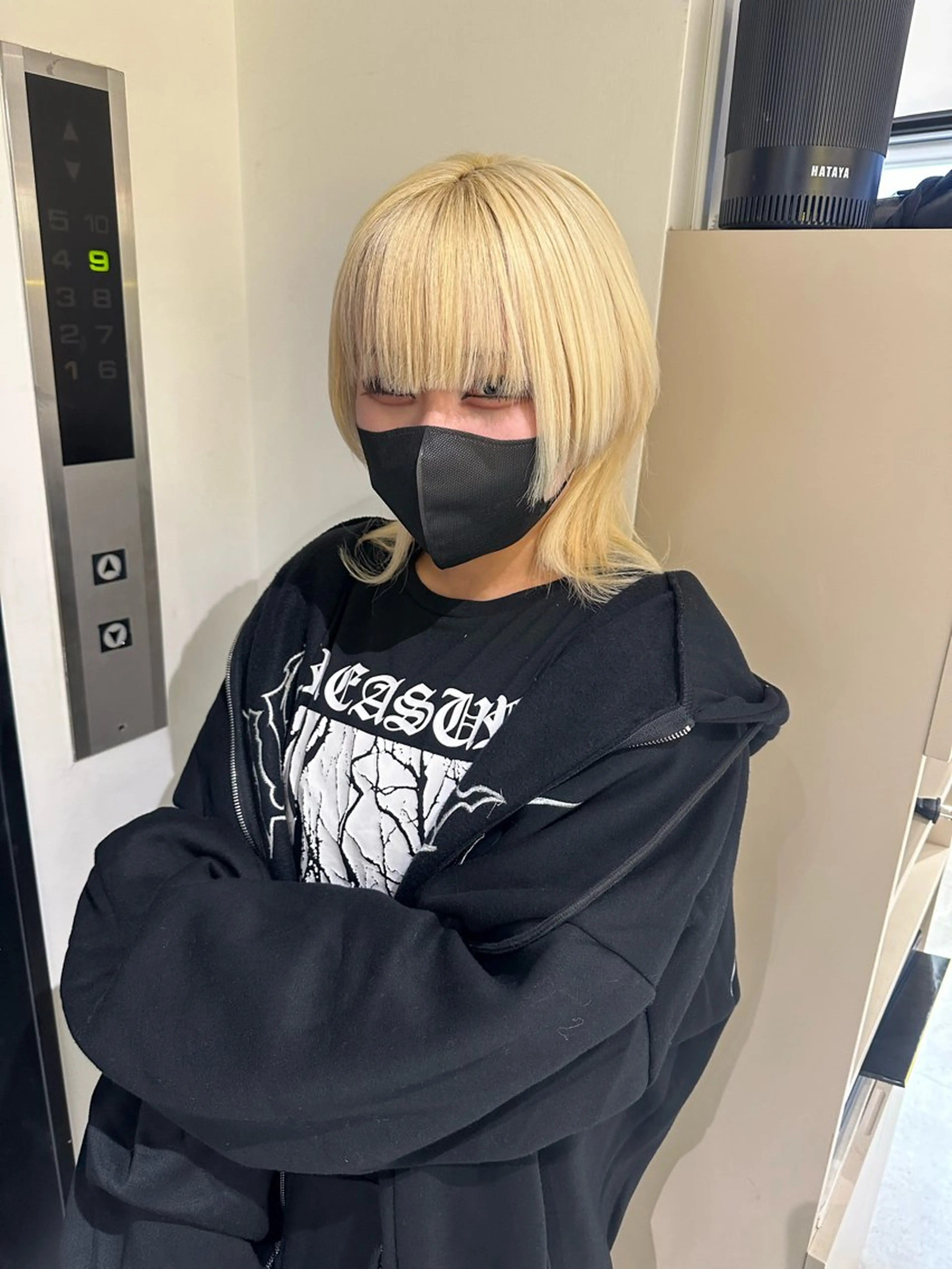 ショート ヘアカラー Maria 梅田/デザインカラーのヘアスタイル