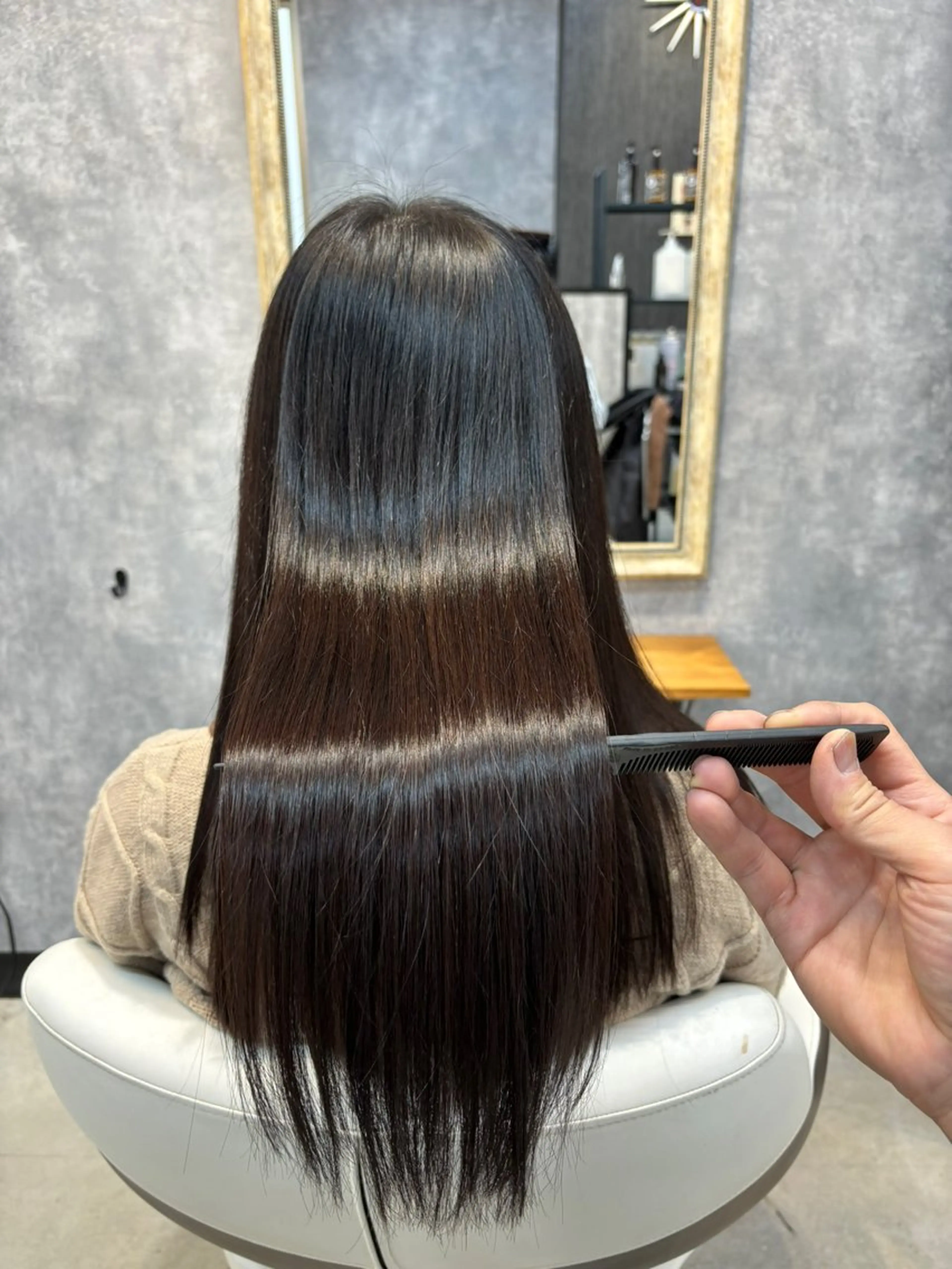 ロング カット ヘアカラー en Siena エンシエナのヘアスタイル