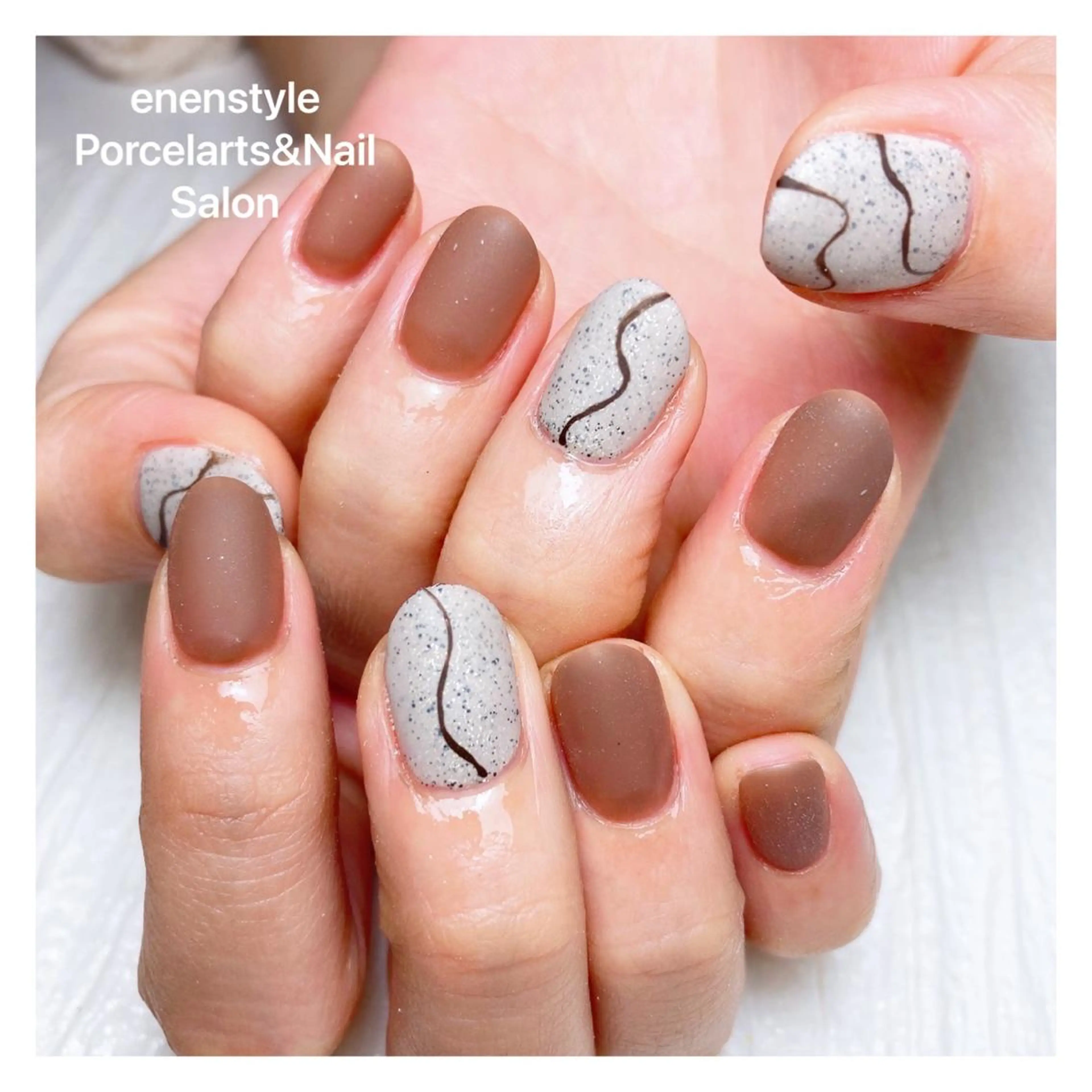 ミディアム ネイル ハンドネイル 👑enen style👑のネイルデザイン