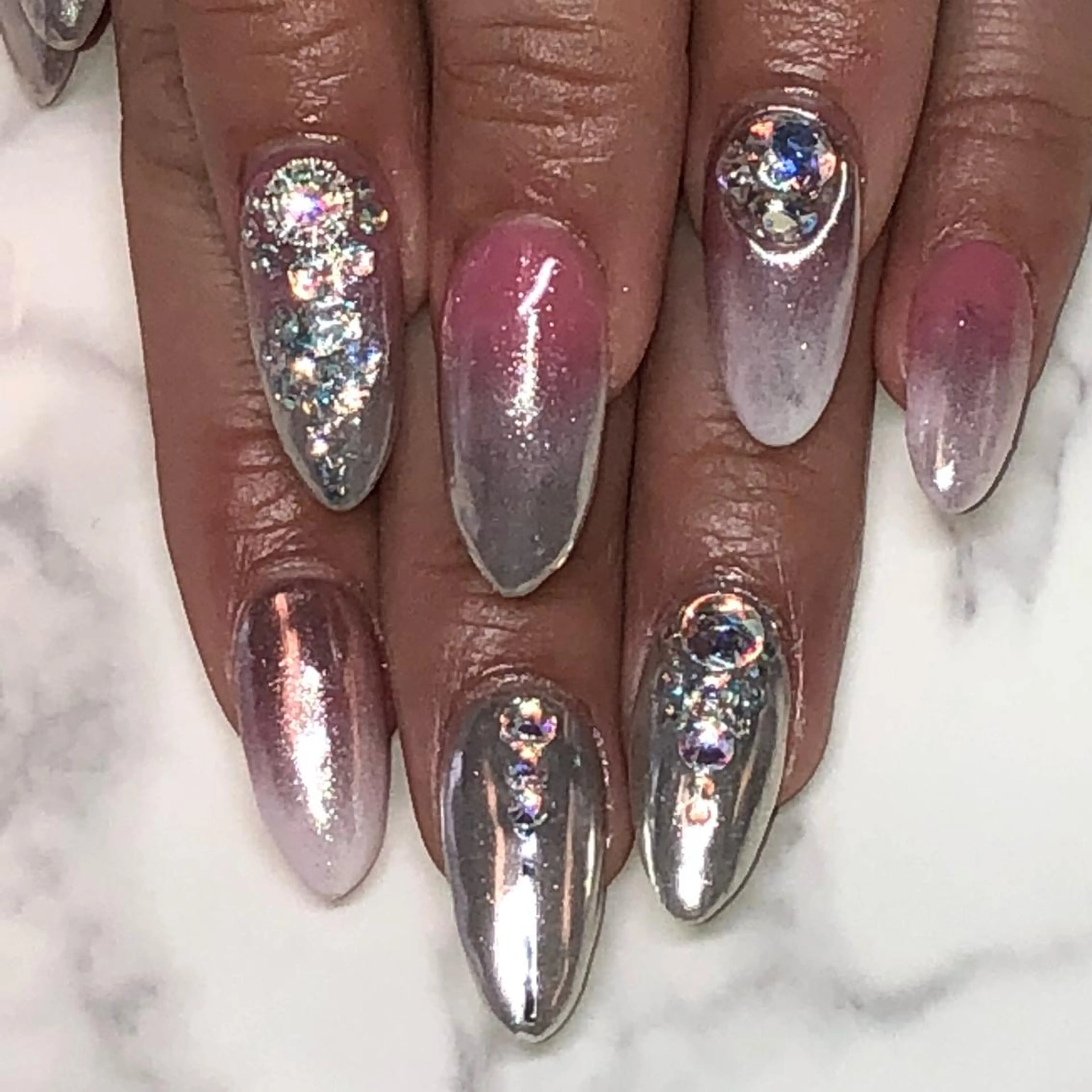 ネイル グラデーション ミラーネイル スカルプネイル KIREIE NAILSのネイルデザイン